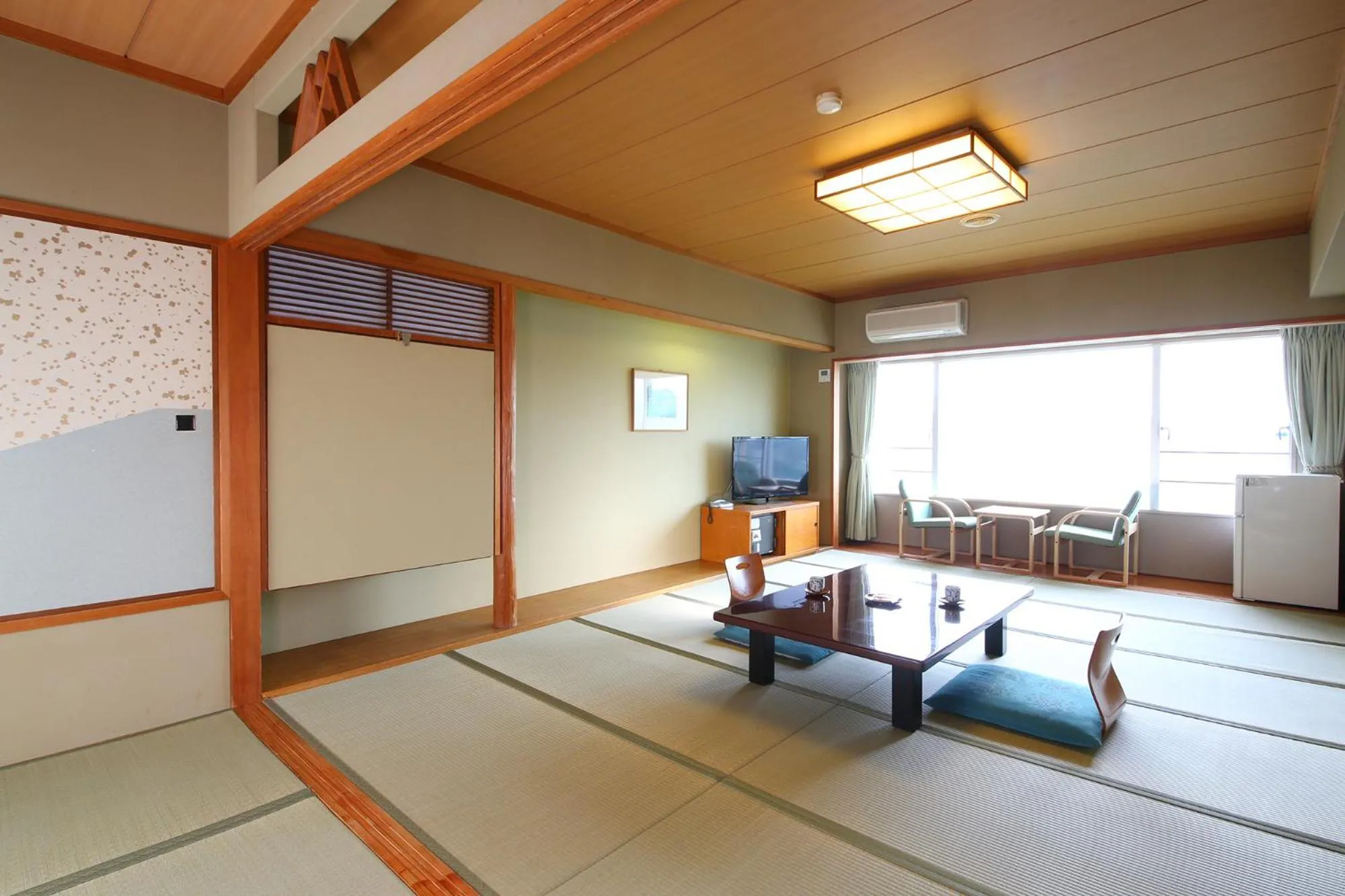 Photo of the whole room in Ooedo Onsen Monogatari Nagasaki Hotel Seifu