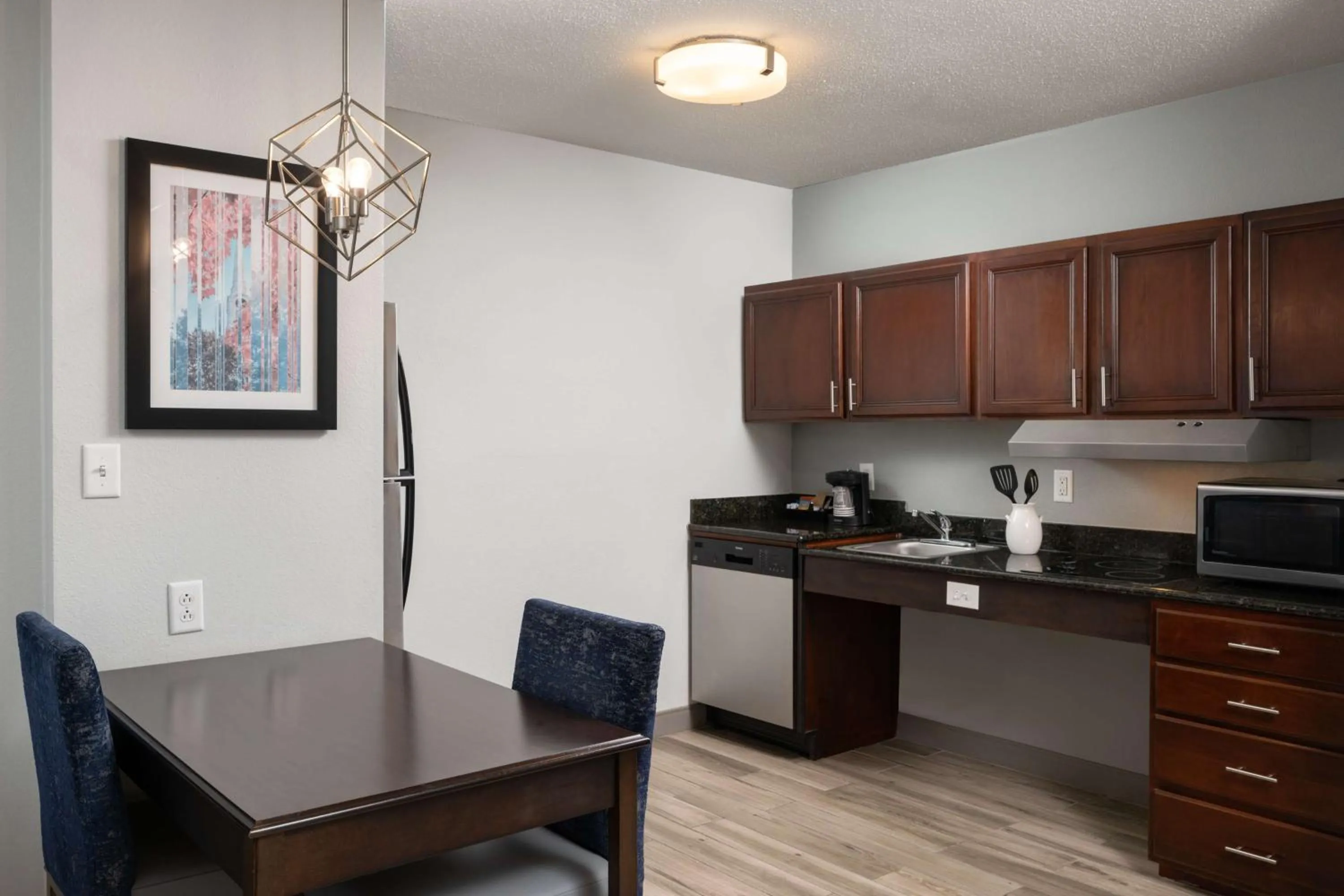 Kitchen or kitchenette in Homewood Suites by Hilton Boston/Andover