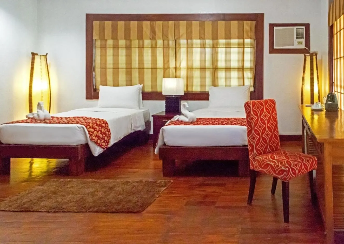 Bedroom, Bed in Sheridan Boutique Resort Iloilo