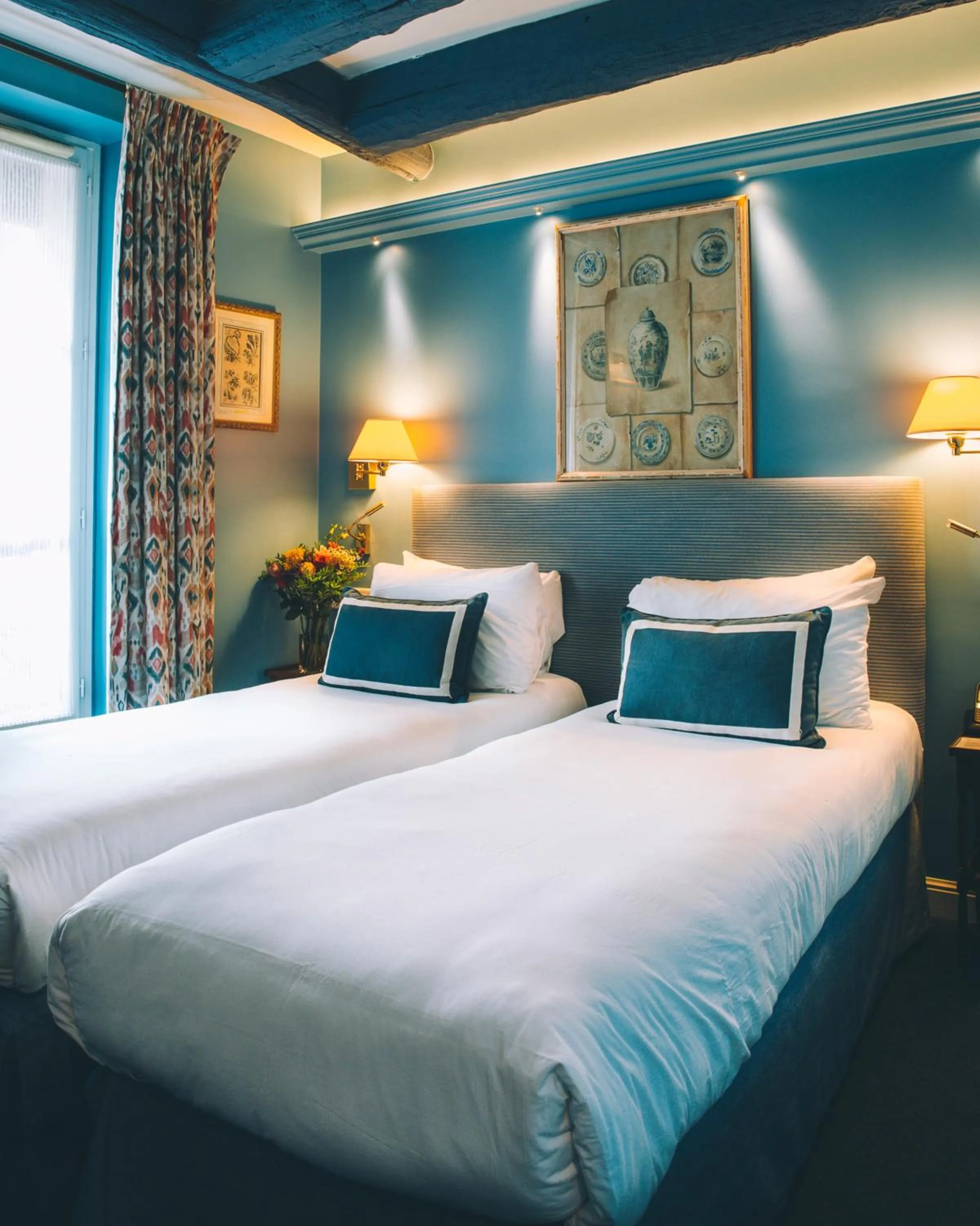 Bedroom, Bed in Le Relais Montmartre