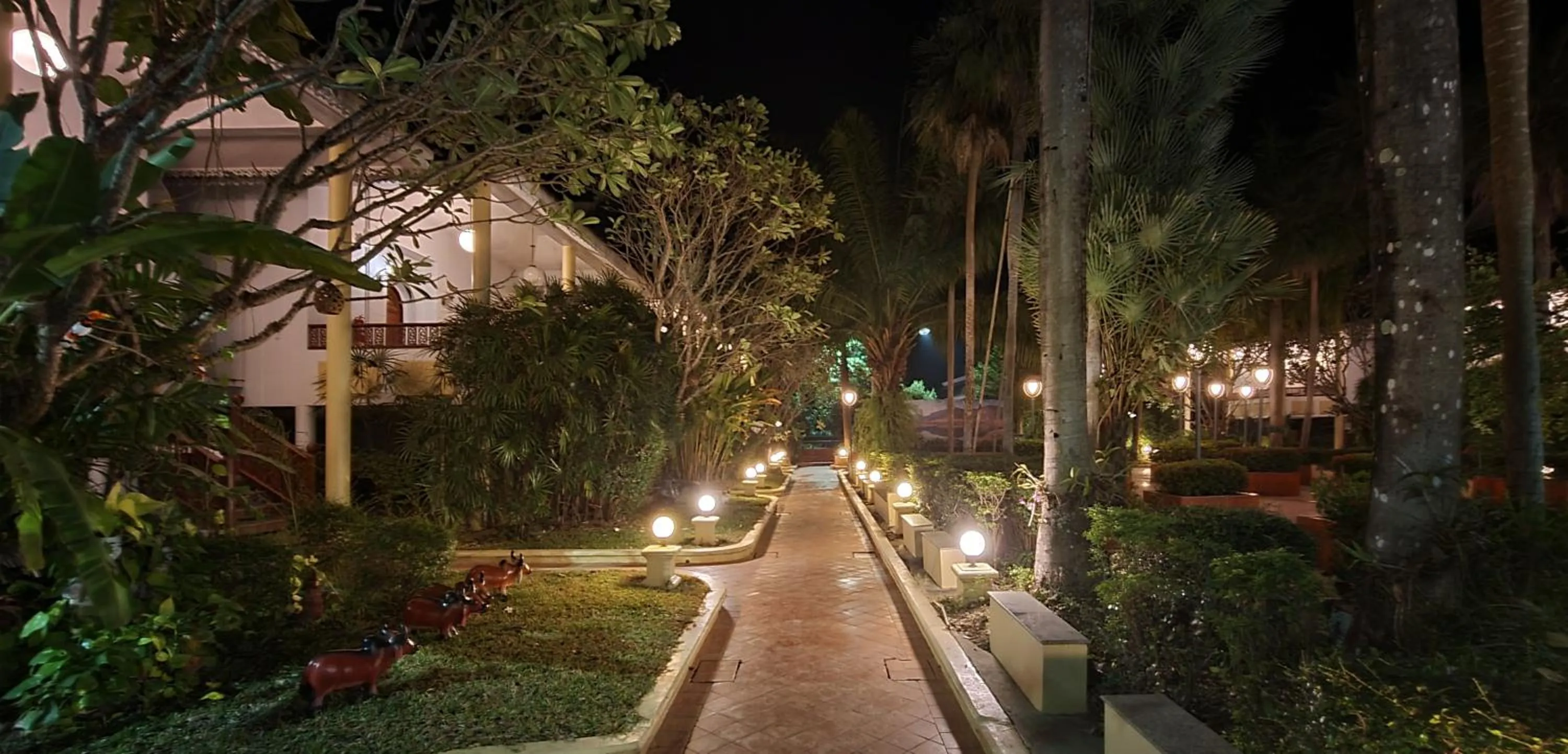 Phu Pha Phung Resort