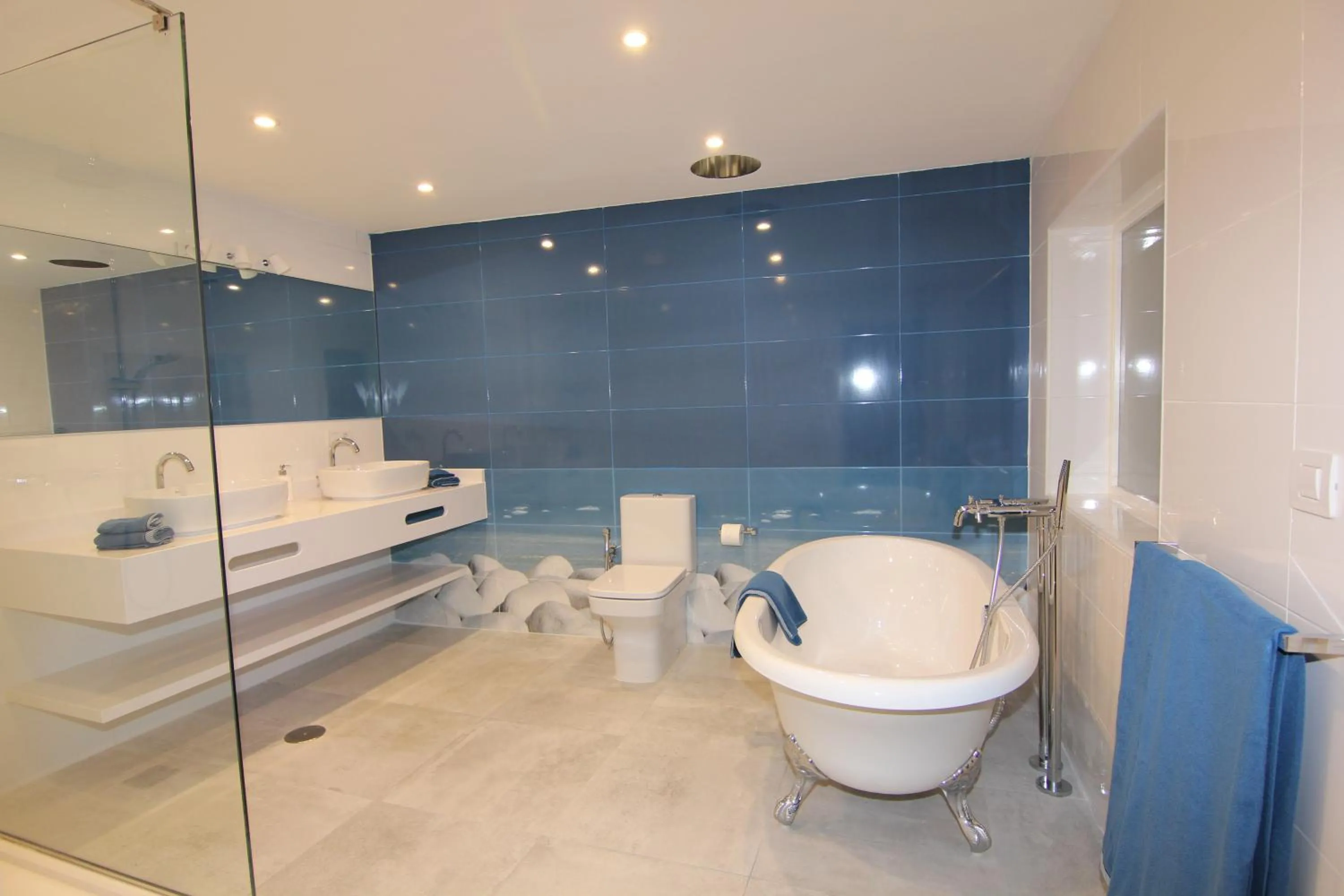 Bathroom in Orly Club Coral Arena Dorada