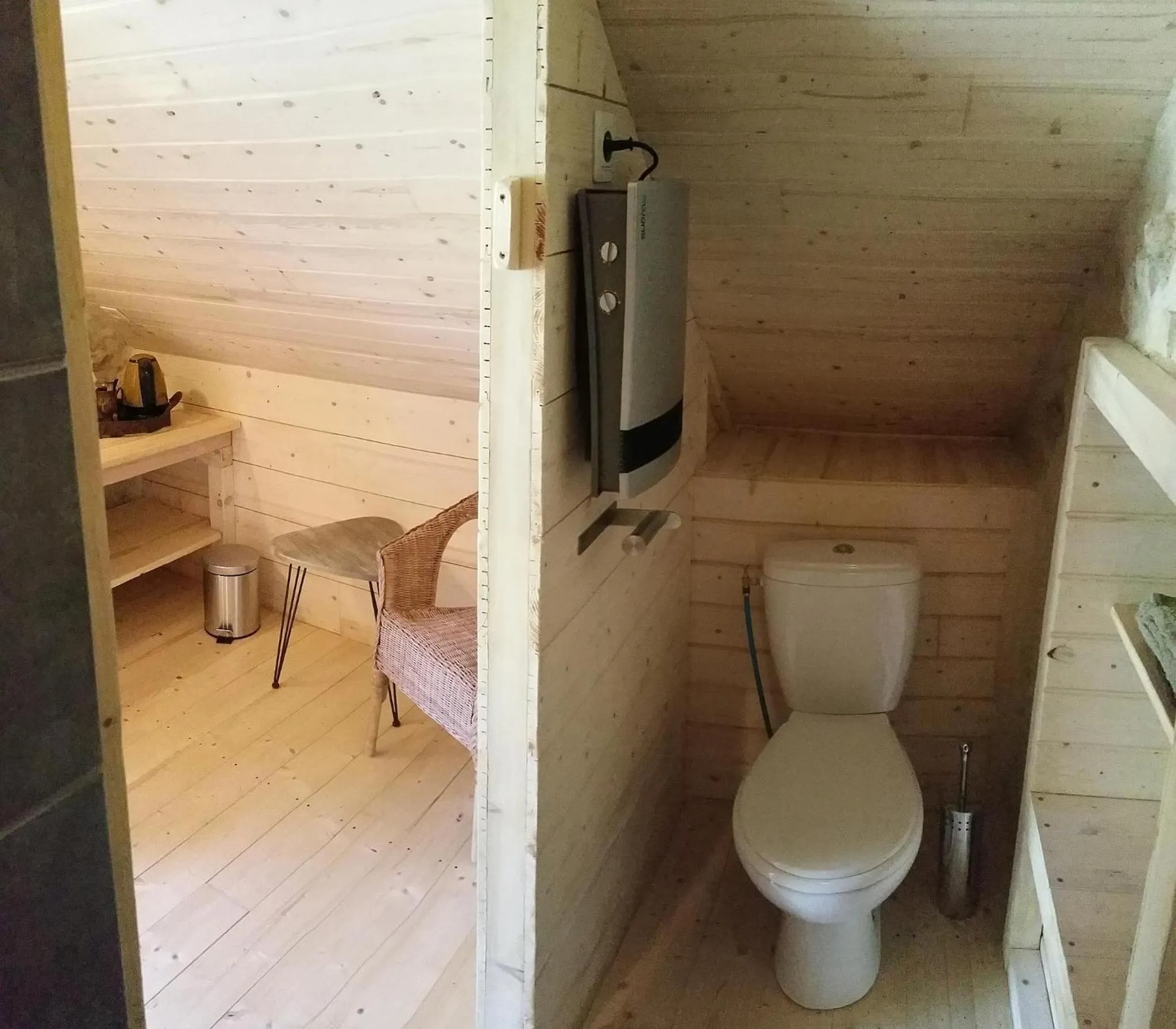 Toilet in Chambres d'Hôtes Le Plessis à Broye