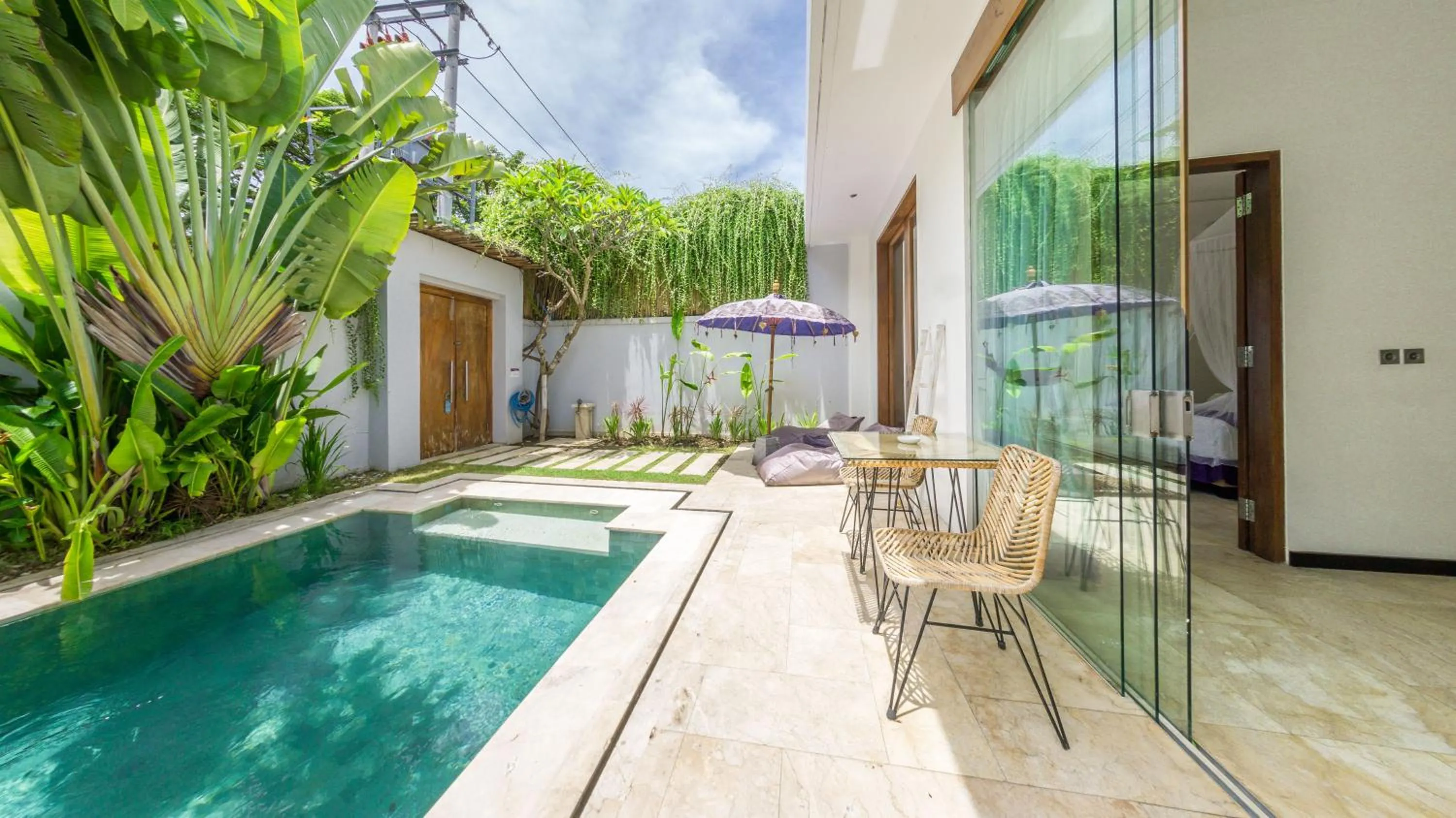 Swimming pool in Anema Villa Seminyak