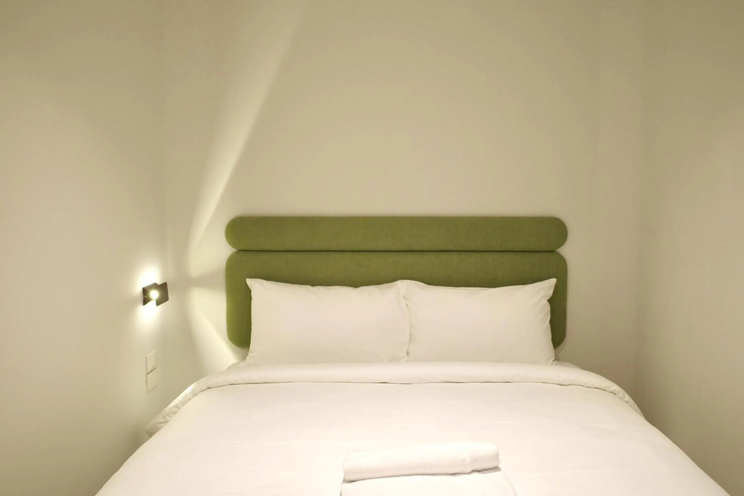 Bed in Theme Boutique Hotel Bangkok