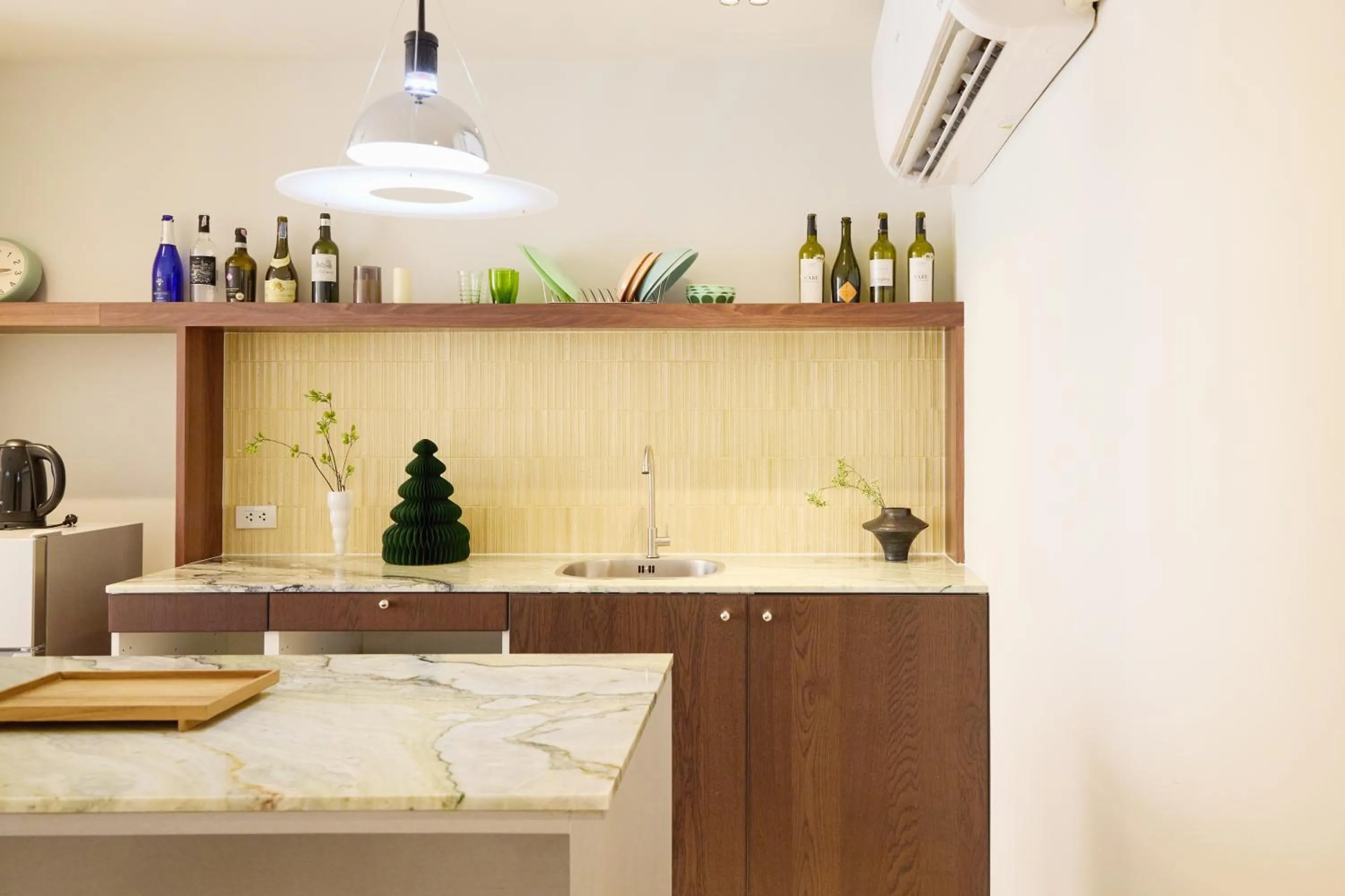 Dining area in Theme Boutique Hotel Bangkok