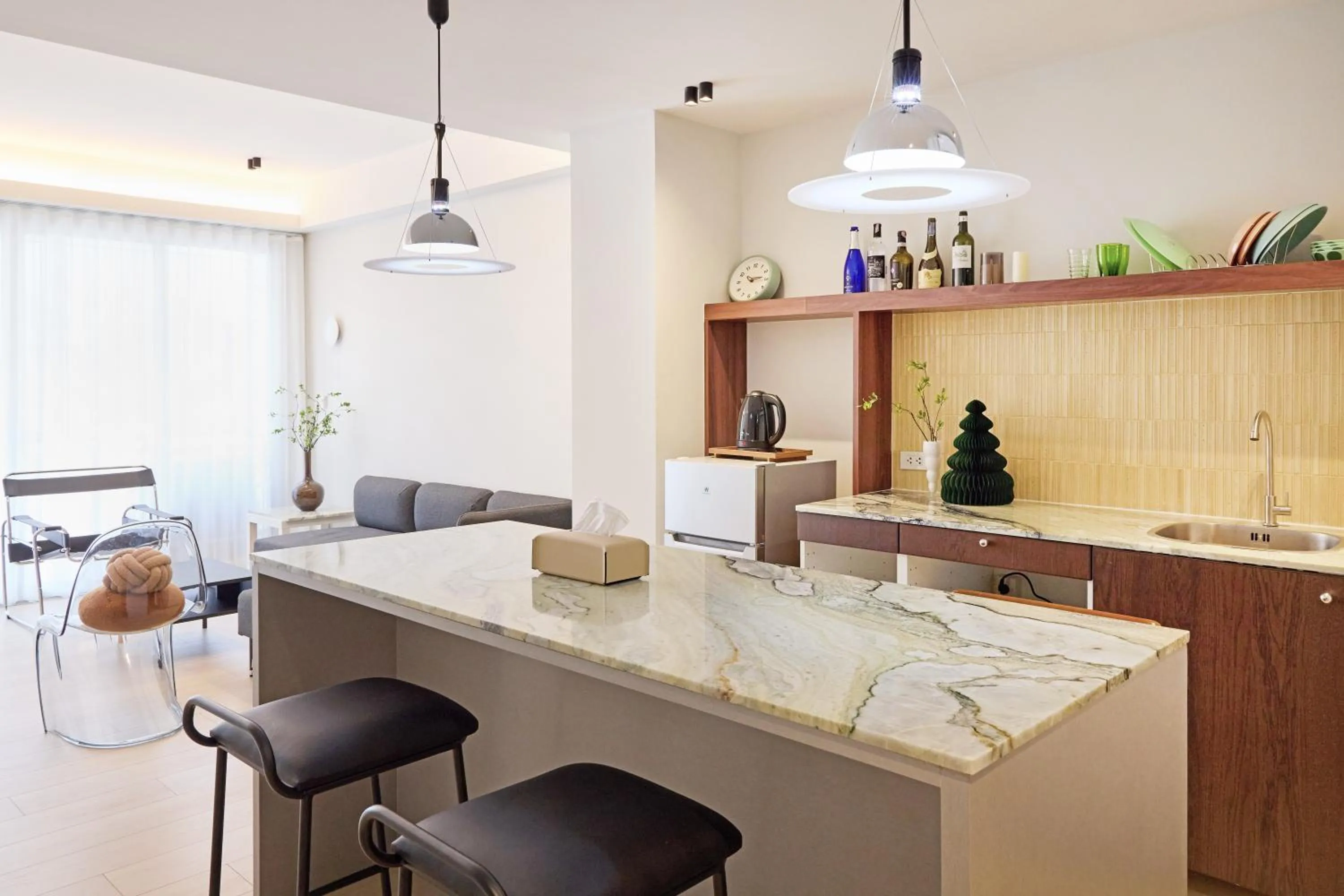 Dining area in Theme Boutique Hotel Bangkok