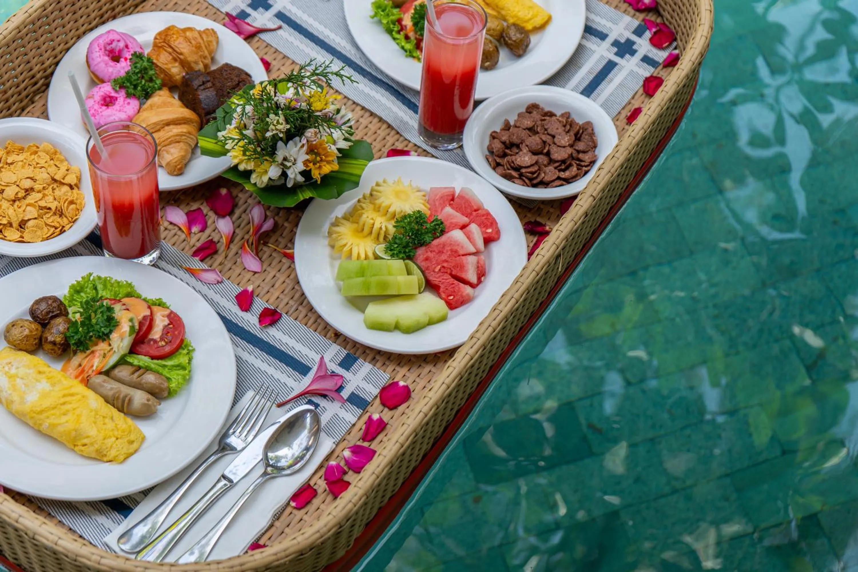 Food and drinks in Asa Bali Luxury Villas & Spa