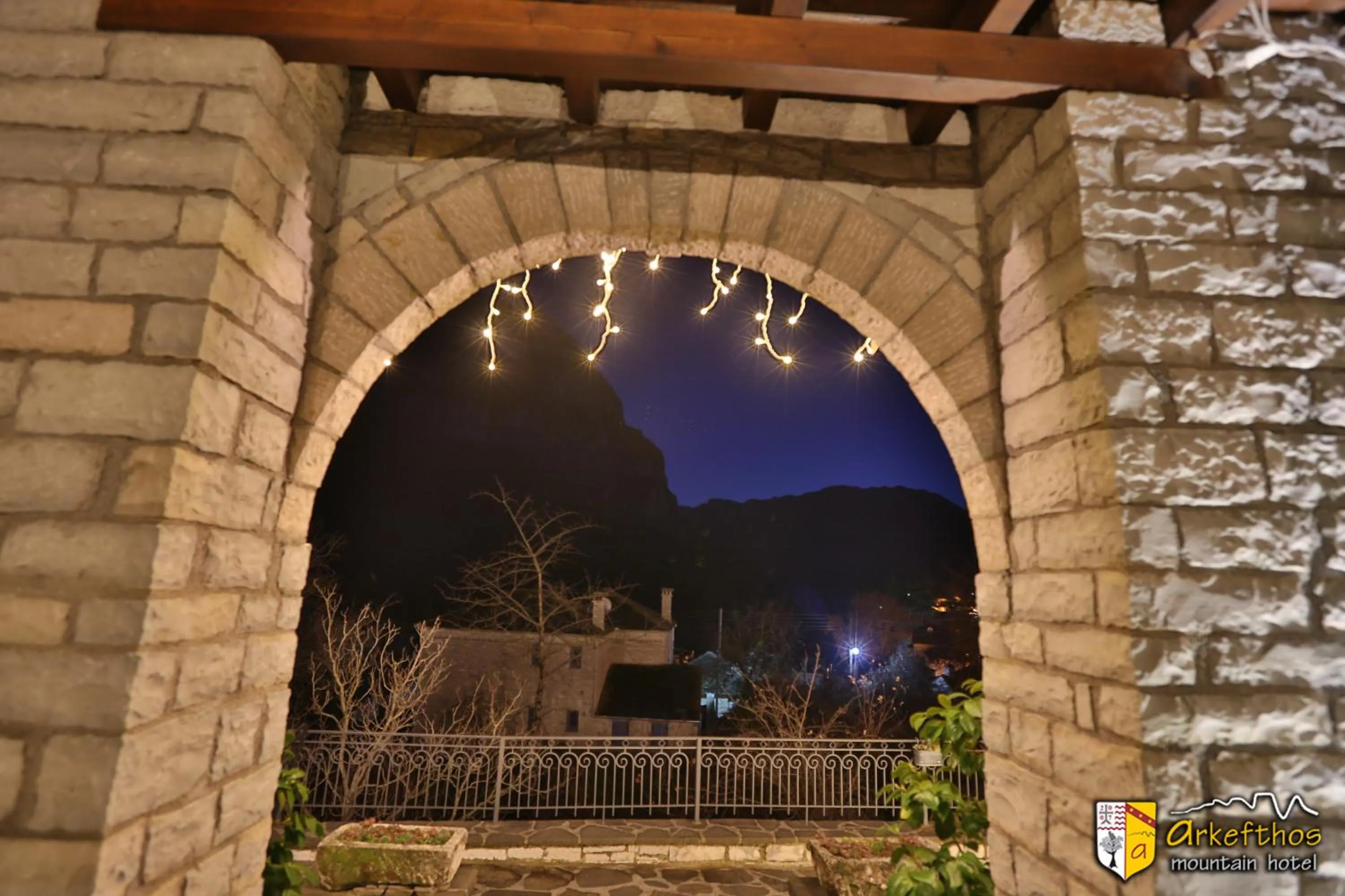 Property building in Arkefthos Mountain Hotel