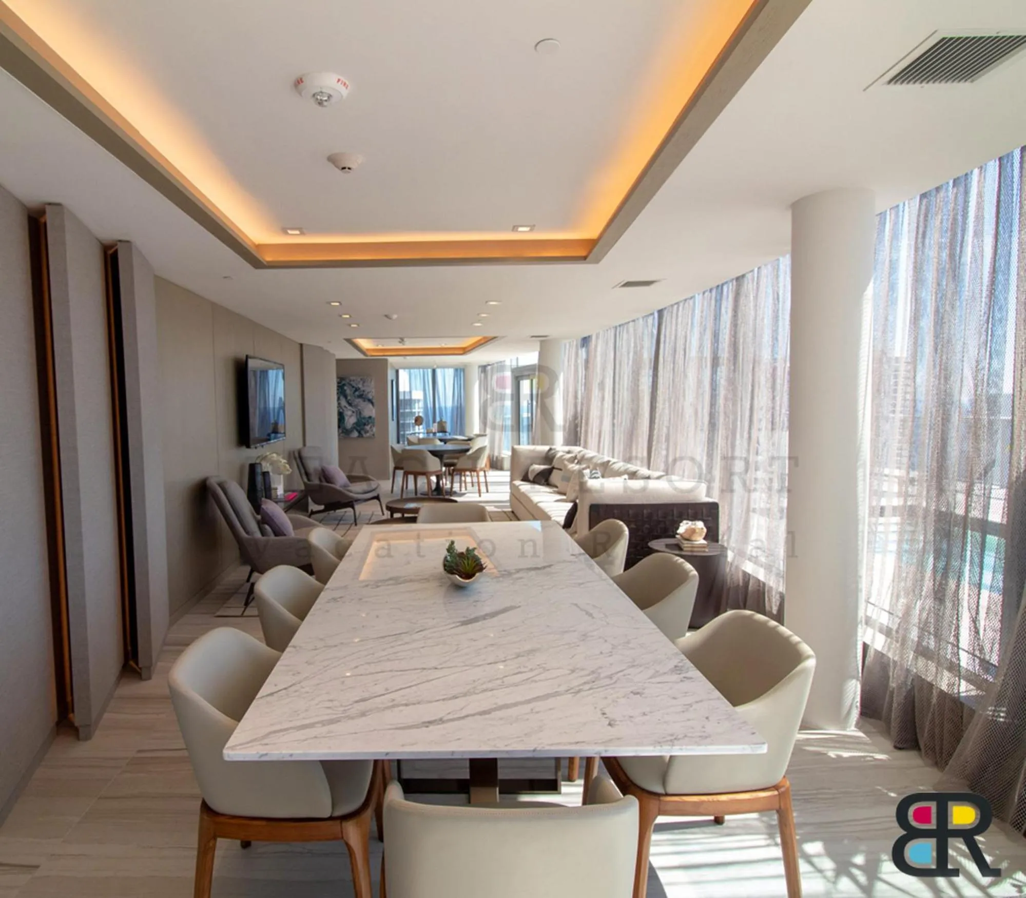 Lounge or bar in HYDE Beach House Apartments