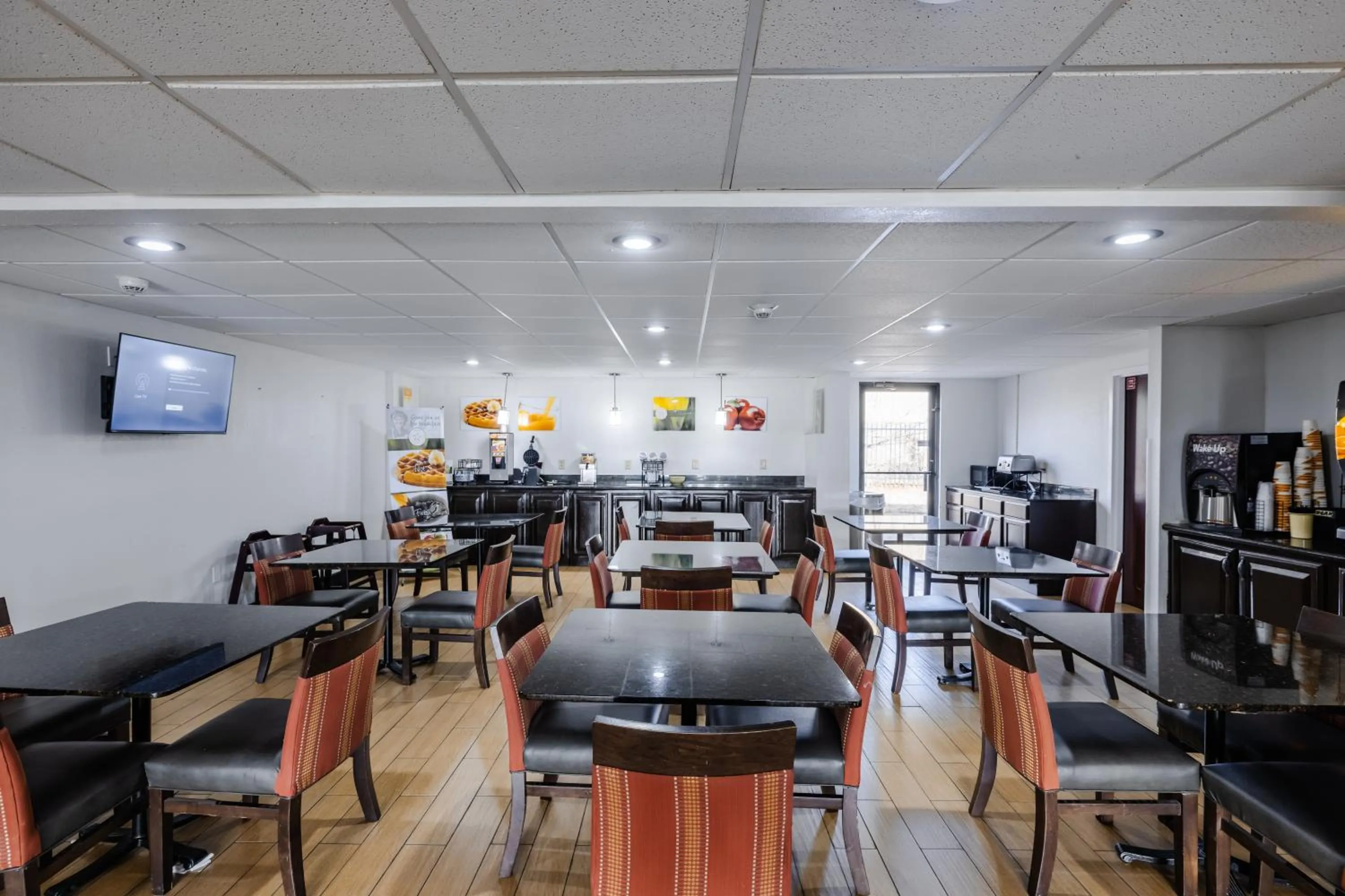 Seating area in Quality Inn Olive Branch - Memphis South