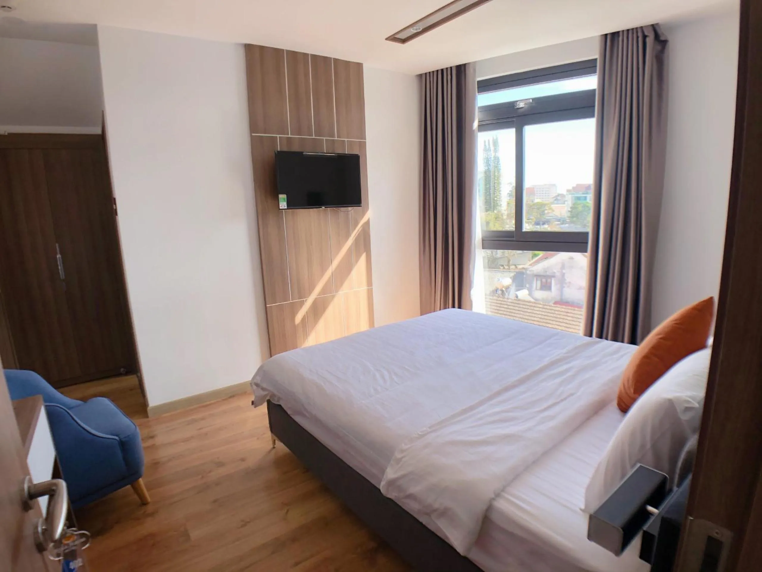 Bed in Ngan Hoa - Mille Fleurs 02