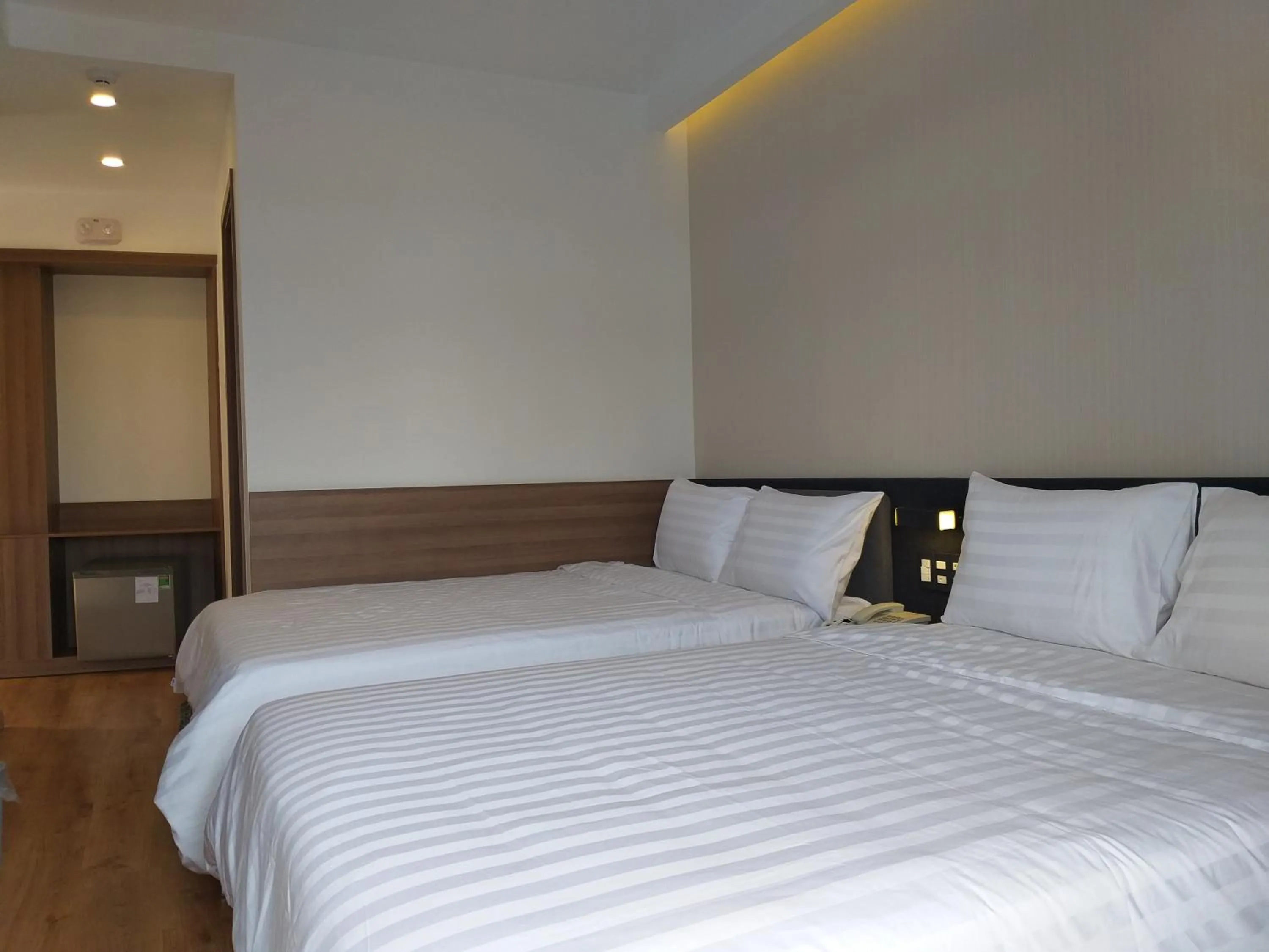 Bed in Ngan Hoa - Mille Fleurs 02