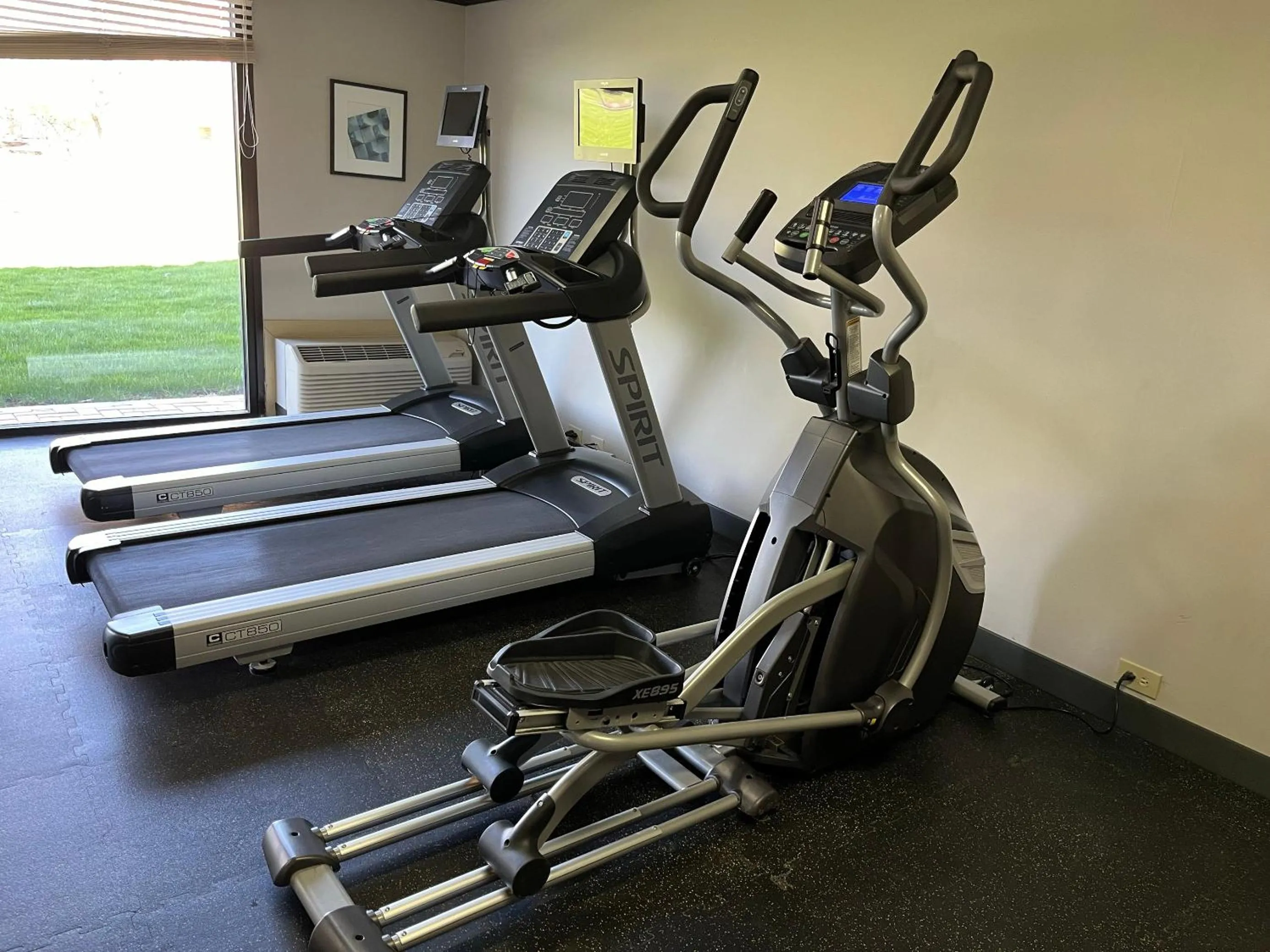 Fitness centre/facilities in Wyndham Garden Schaumburg Chicago Northwest