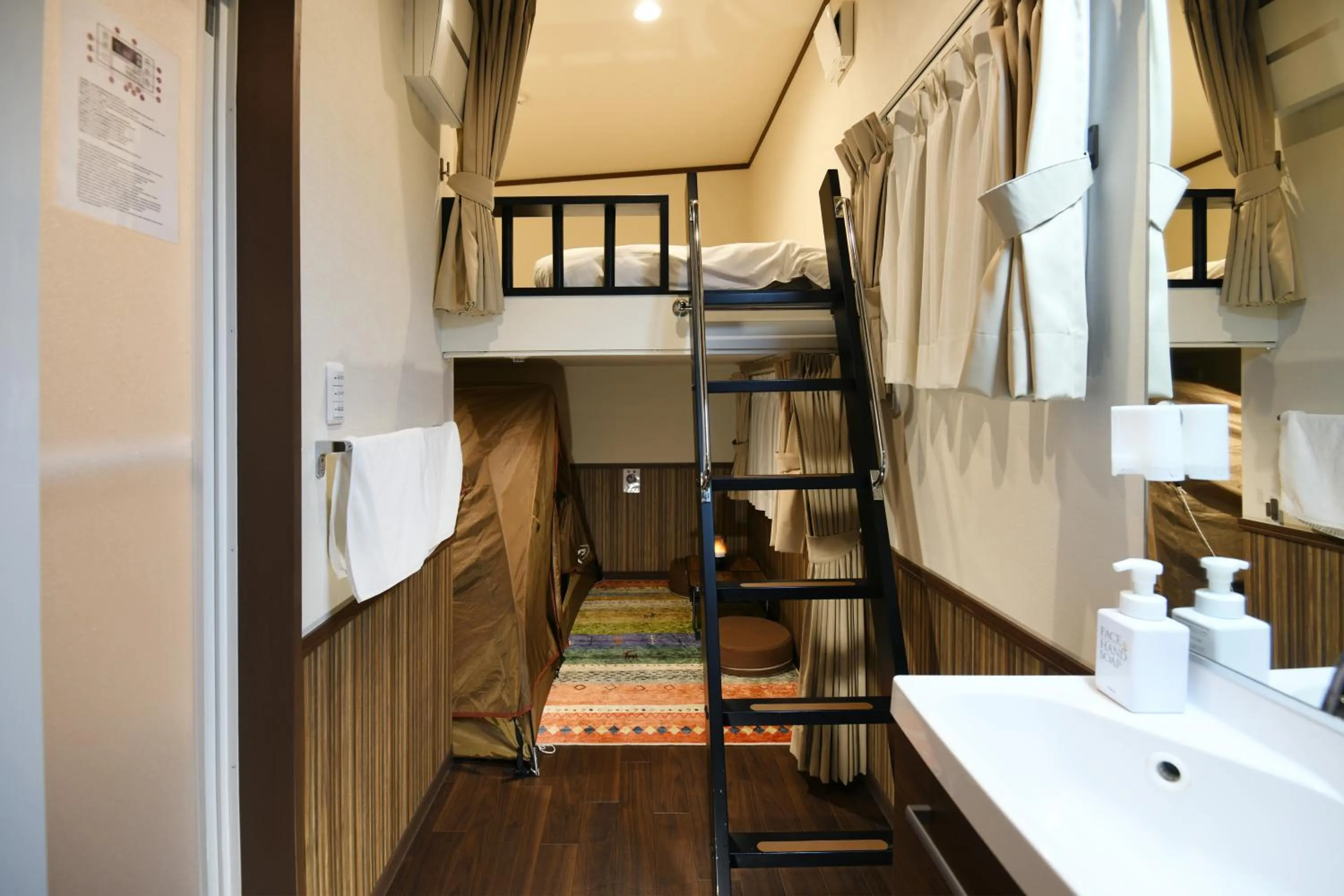 bunk bed, Bed in Mt Fuji Glamping TOURIST VILLA Kawaguchiko