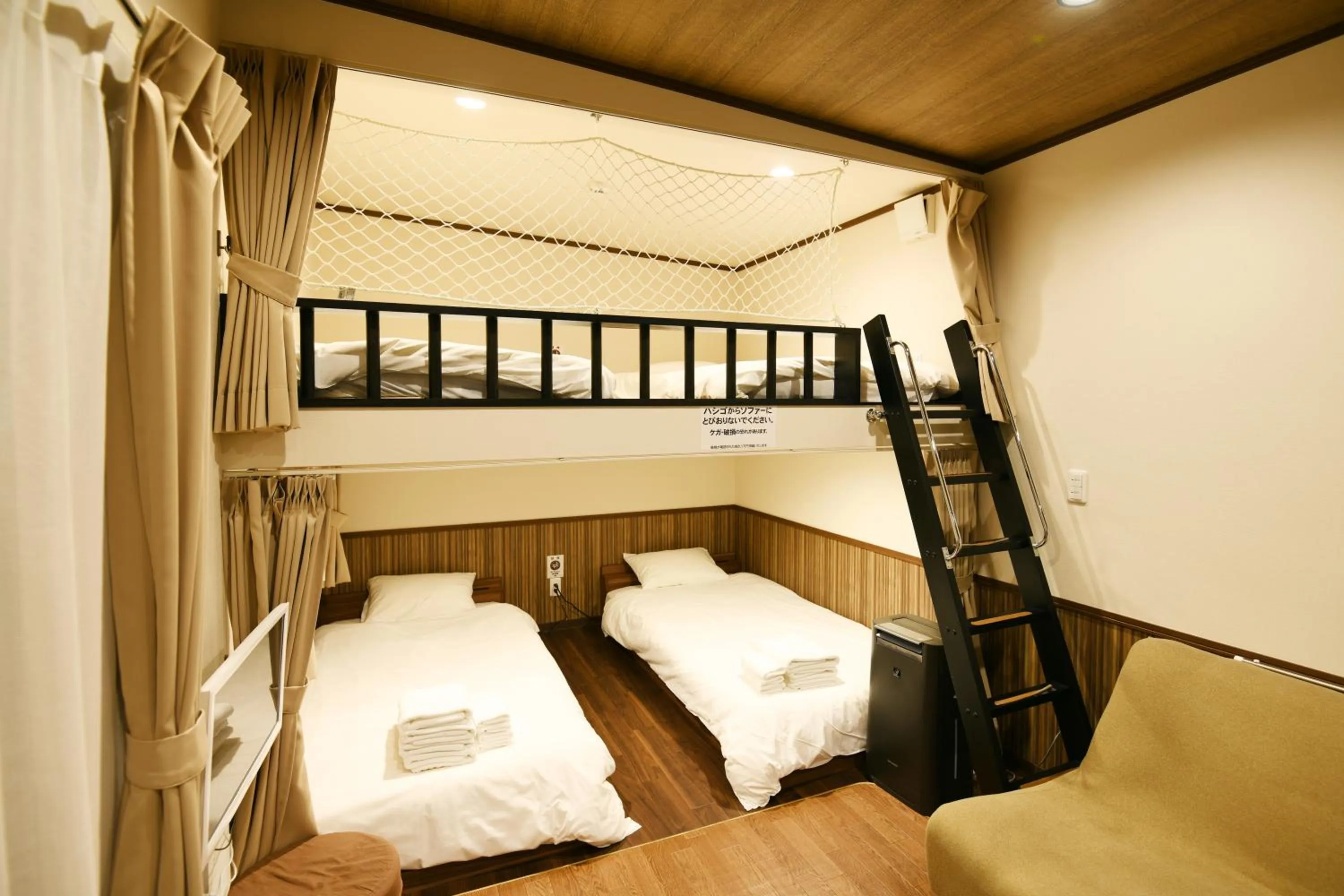 Bed in Mt Fuji Glamping TOURIST VILLA Kawaguchiko