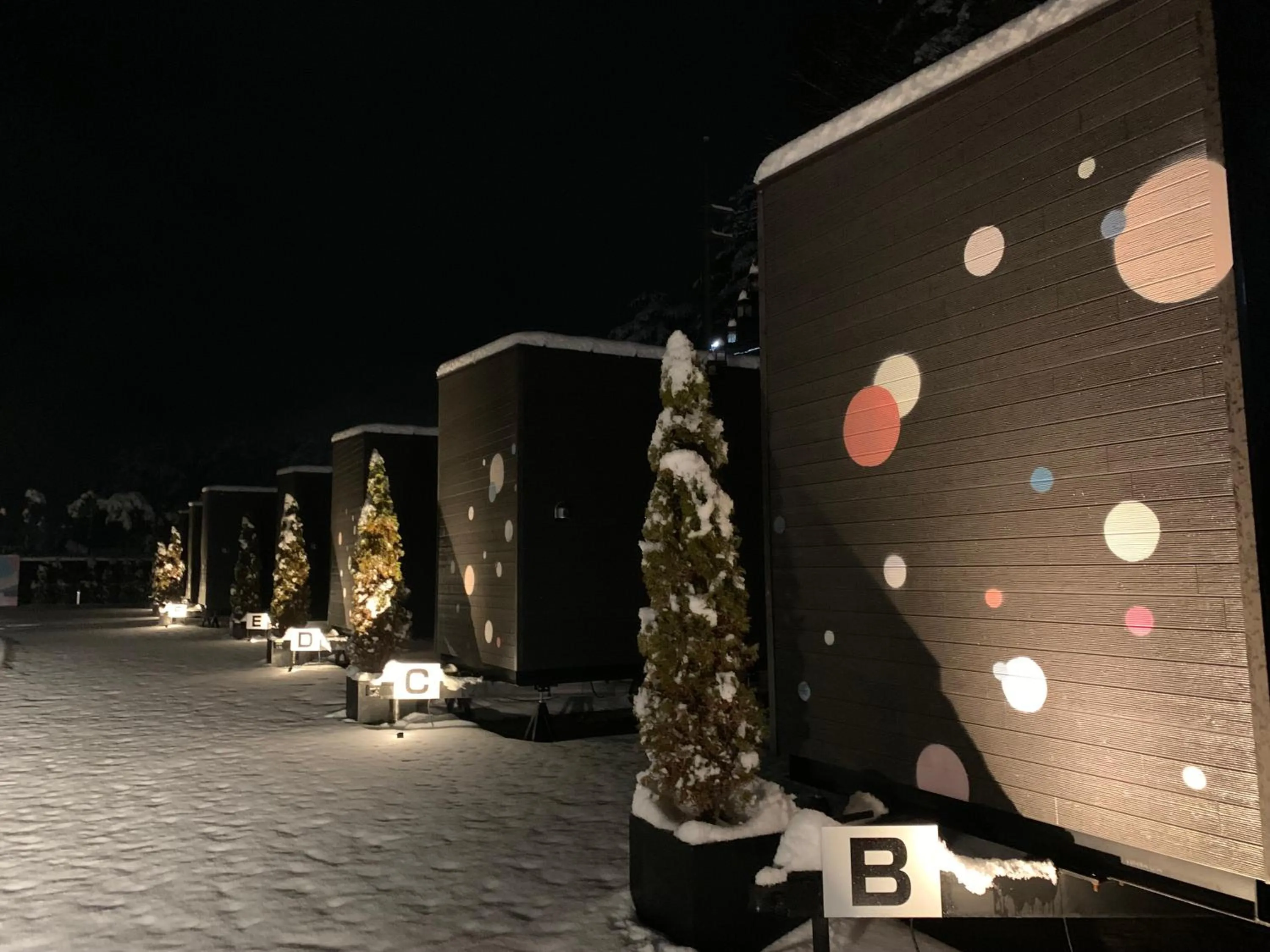 Night in Mt Fuji Glamping TOURIST VILLA Kawaguchiko