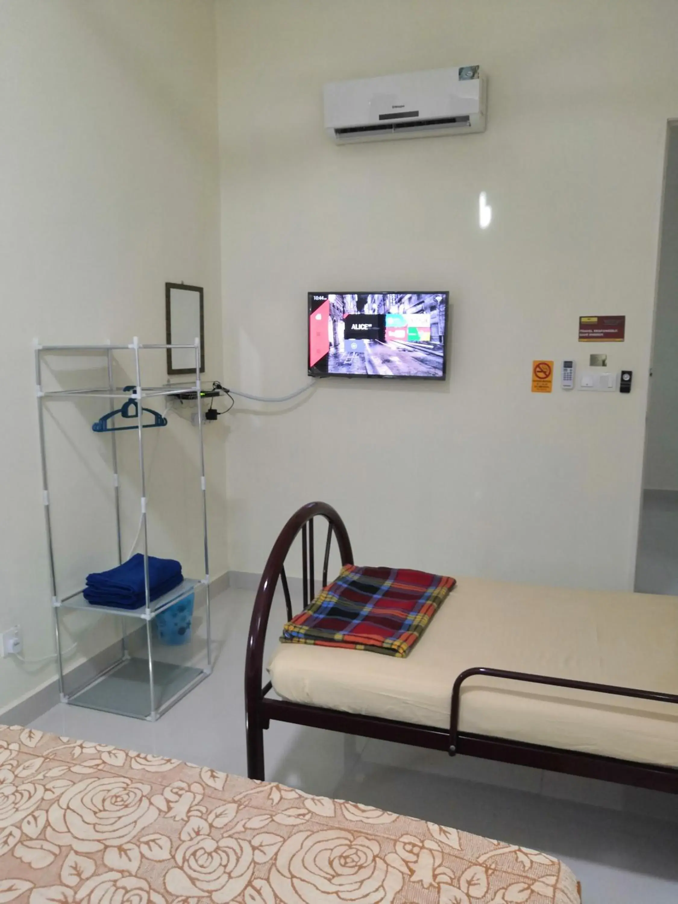 Double Room with Extra Bed in WeJDAN INN BALIK PULAU, PENANG ISLAND Double Room with Extra Bed in WeJDAN INN BALIK PULAU, PENANG ISLAND