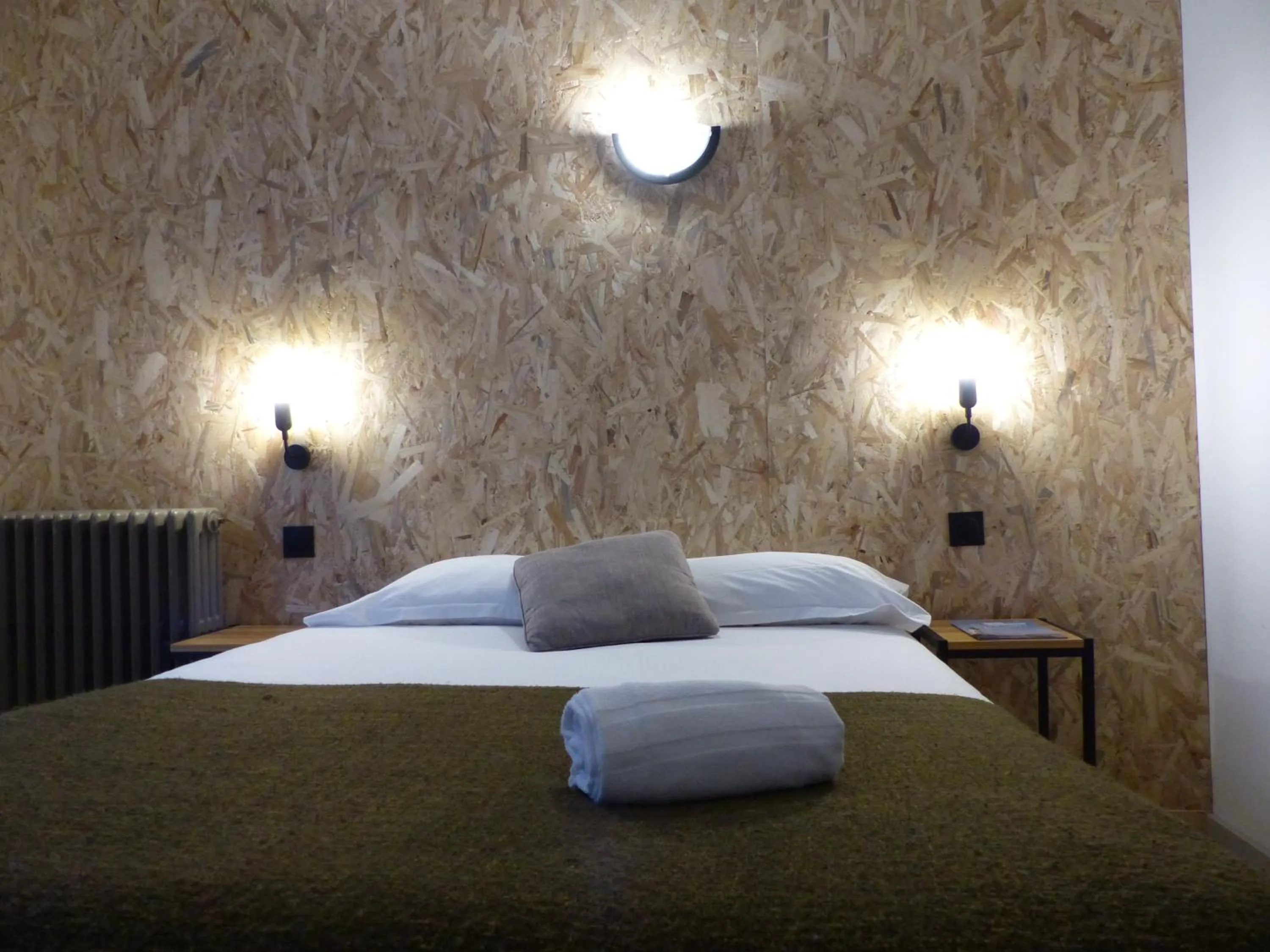 Bed in Hotel La Belle Etoile