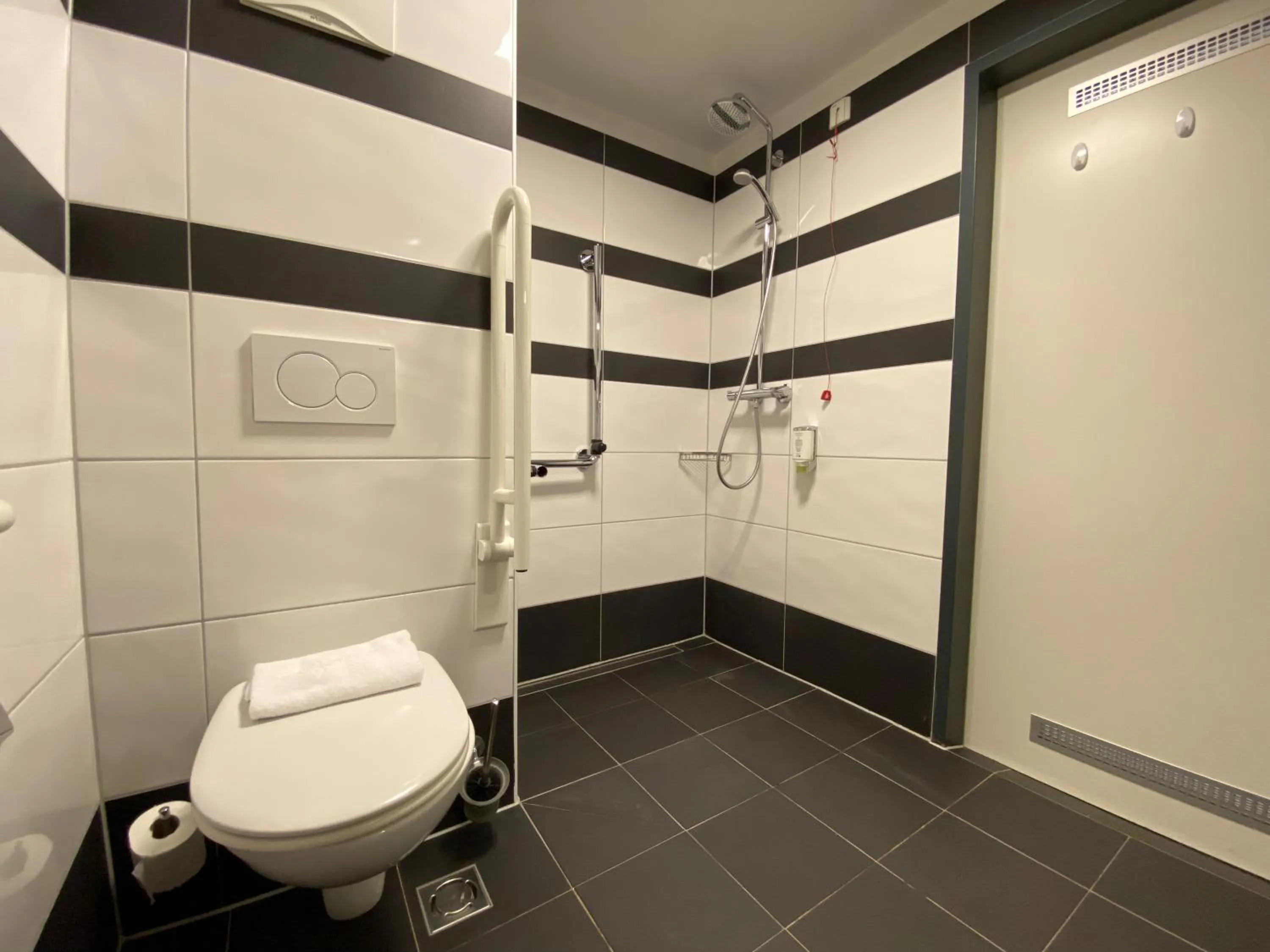 Smart Hotel Schönbrunn with free parking