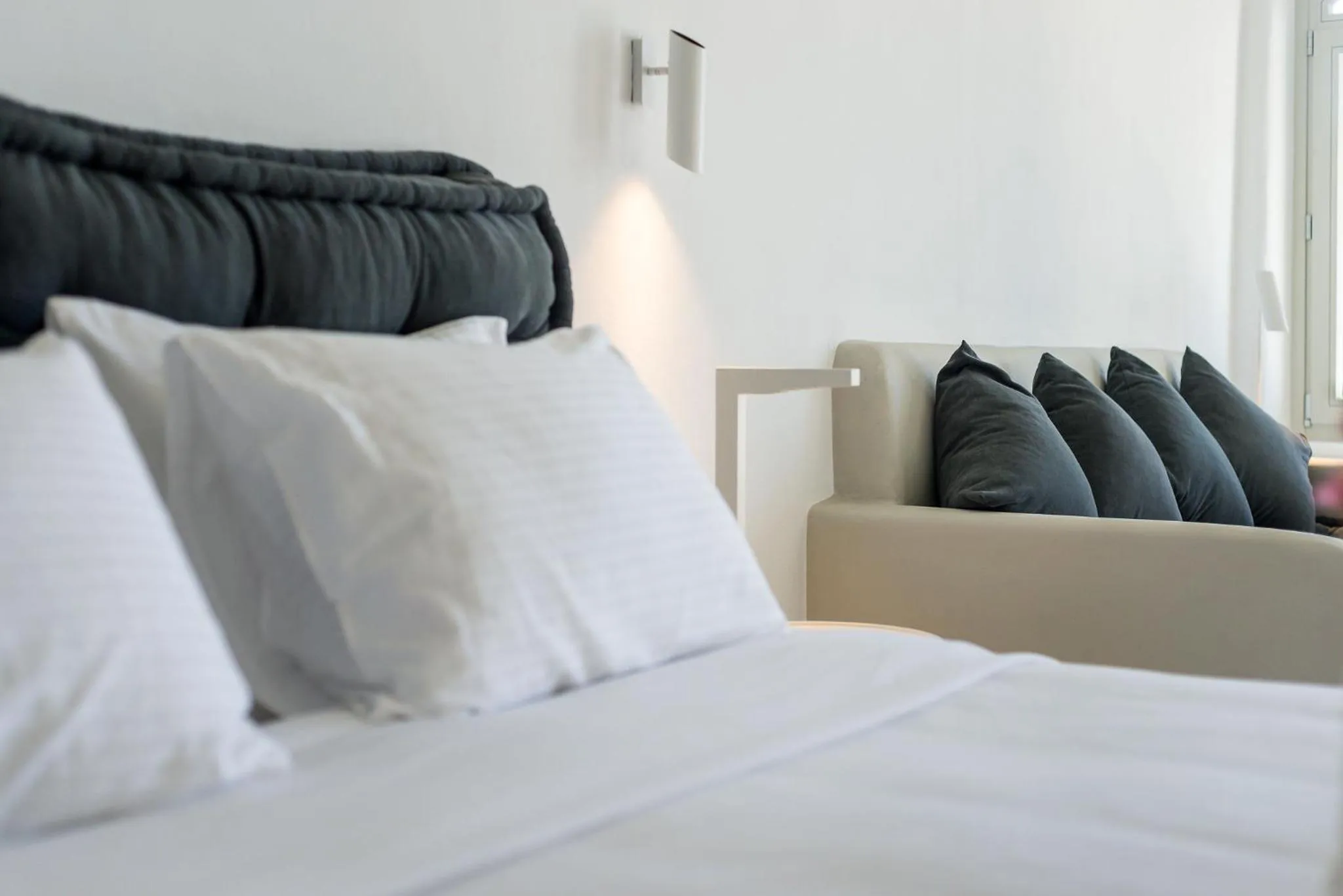 Seating area, Bed in Samaria by the Sea