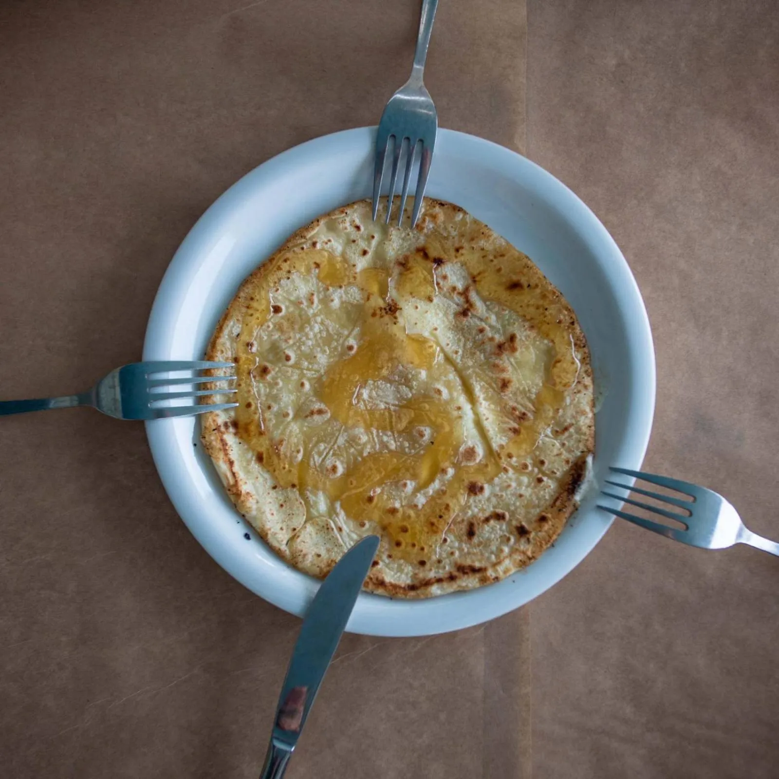 Breakfast in Samaria by the Sea