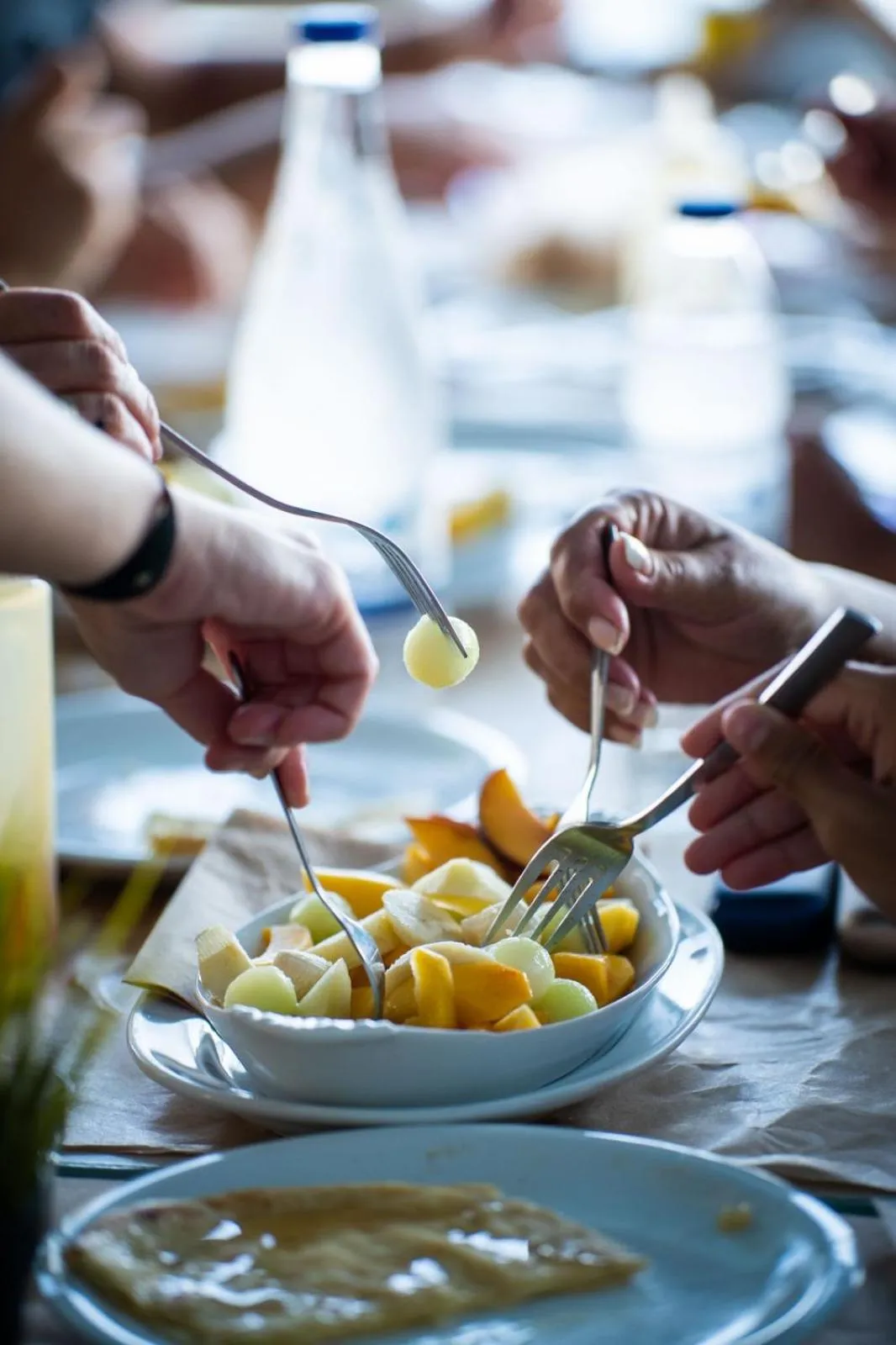 Breakfast in Samaria by the Sea