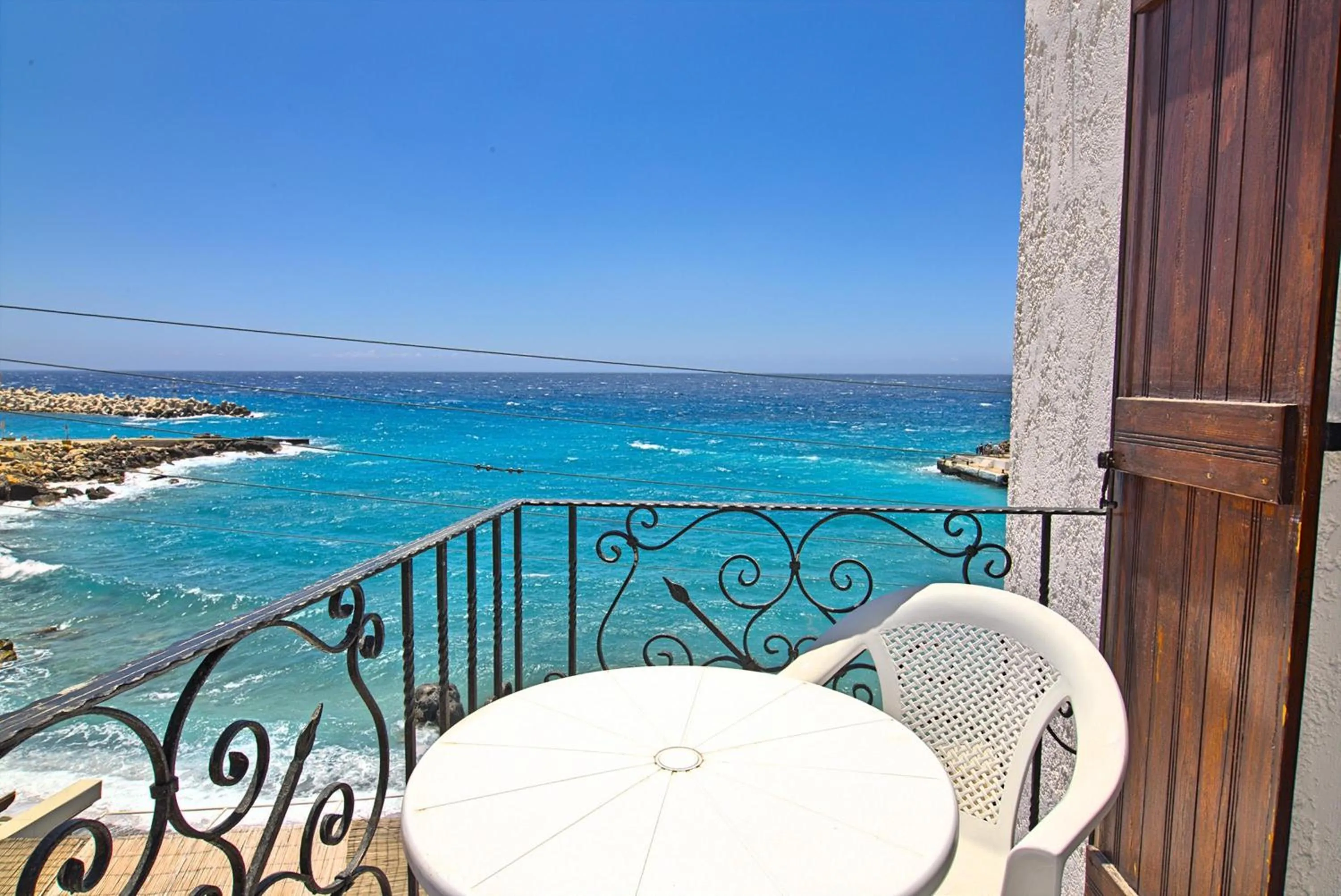 Balcony/Terrace in Samaria by the Sea