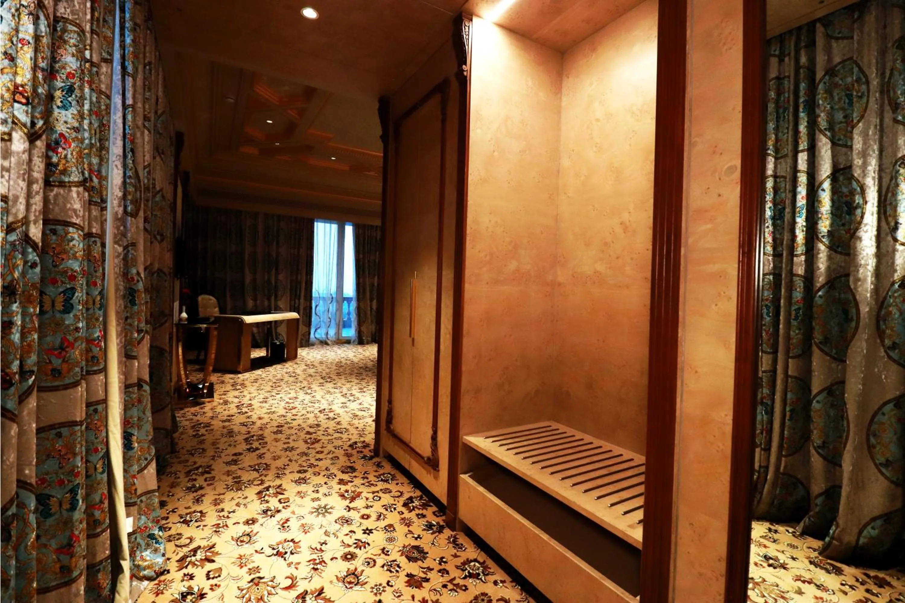 Living room in Seven Eleven Hotels and Club