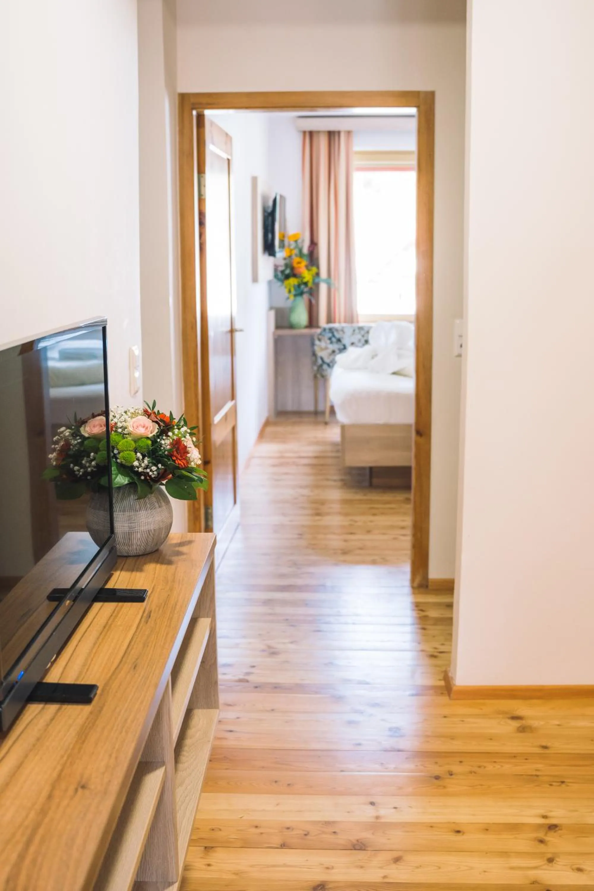 TV and multimedia, Bed in Hotel Restaurant Thadeushof