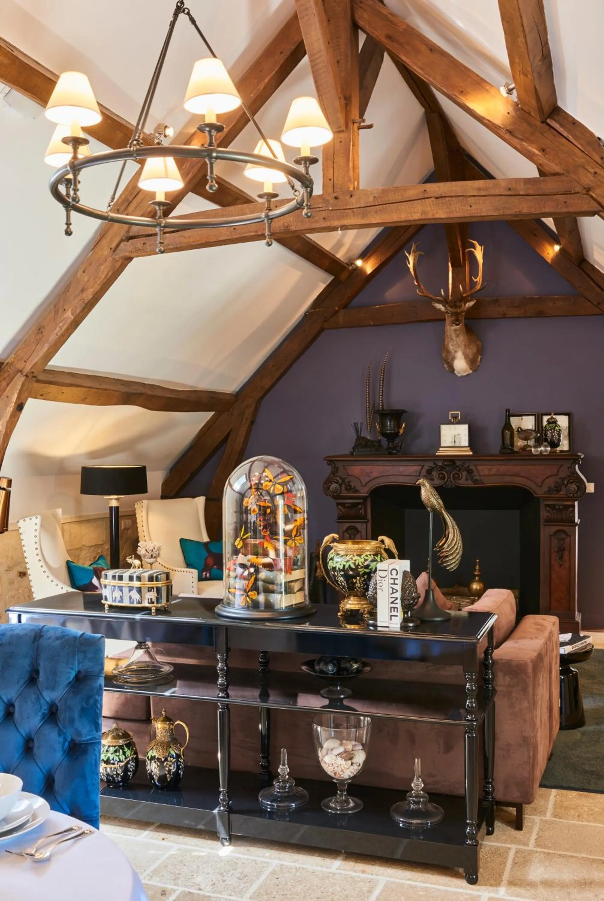 Library in Moulin Royale