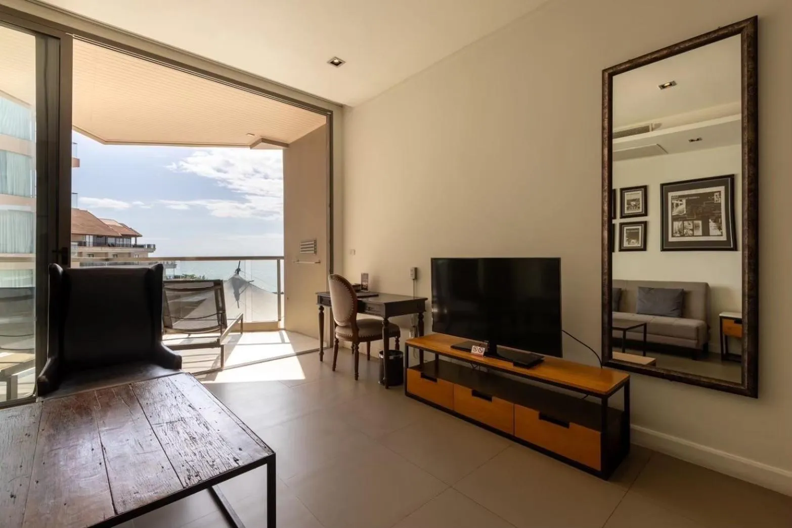 TV and multimedia in Pattaya Modus Beachfront Resort