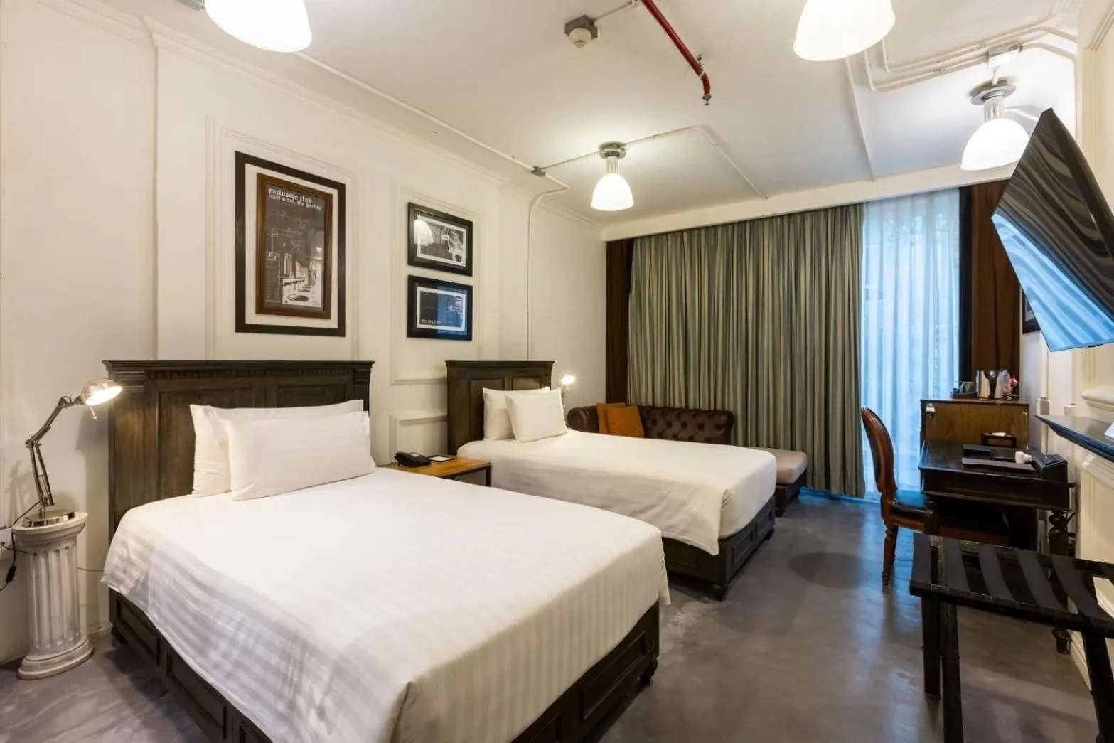 Bedroom, Bed in Pattaya Modus Beachfront Resort