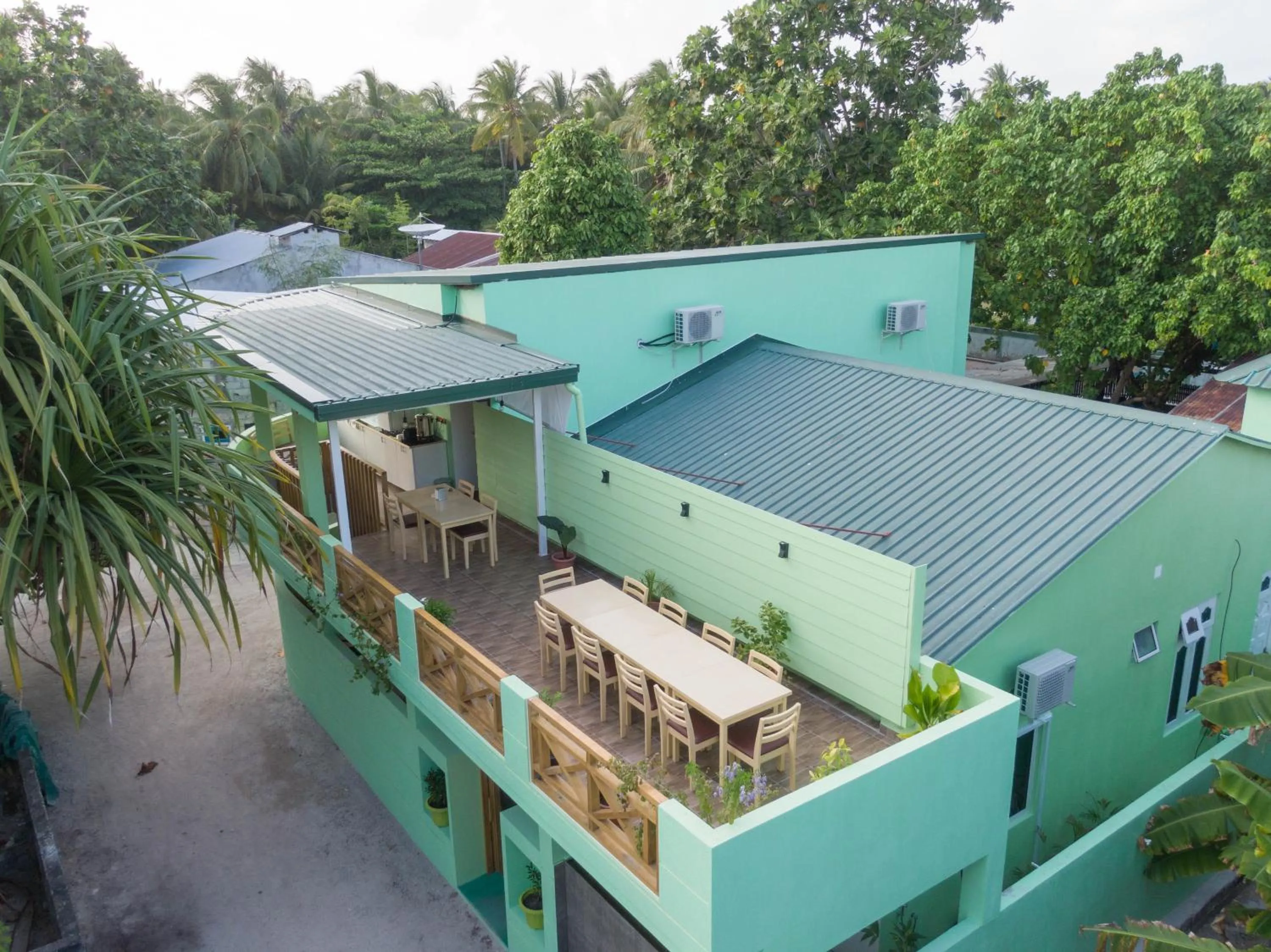 Property building in Turtle Maldives - Your Gateway to the Beach & Marine Adventures Await!