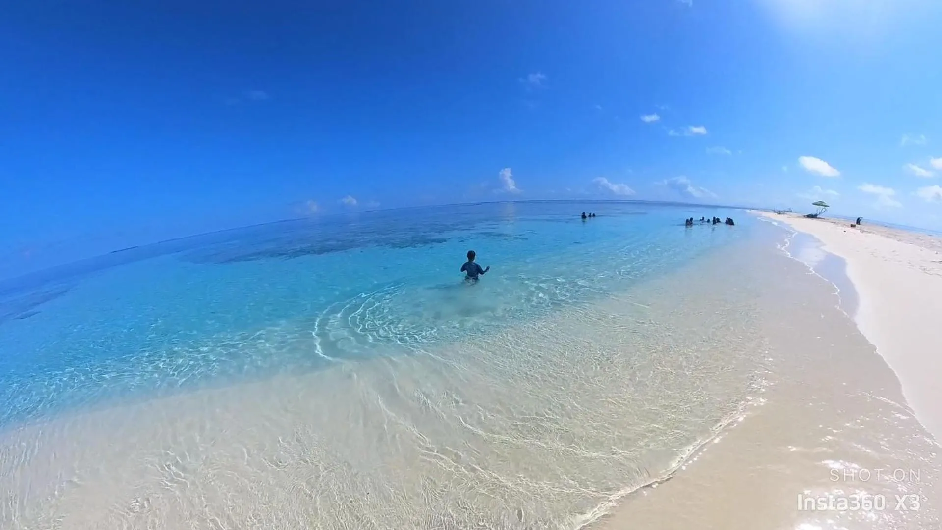Beach in Turtle Maldives - Your Gateway to the Beach & Marine Adventures Await!