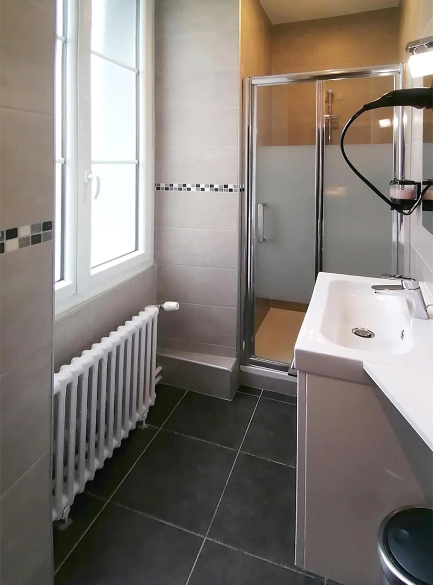 Bathroom in Hôtel Le Dormeux