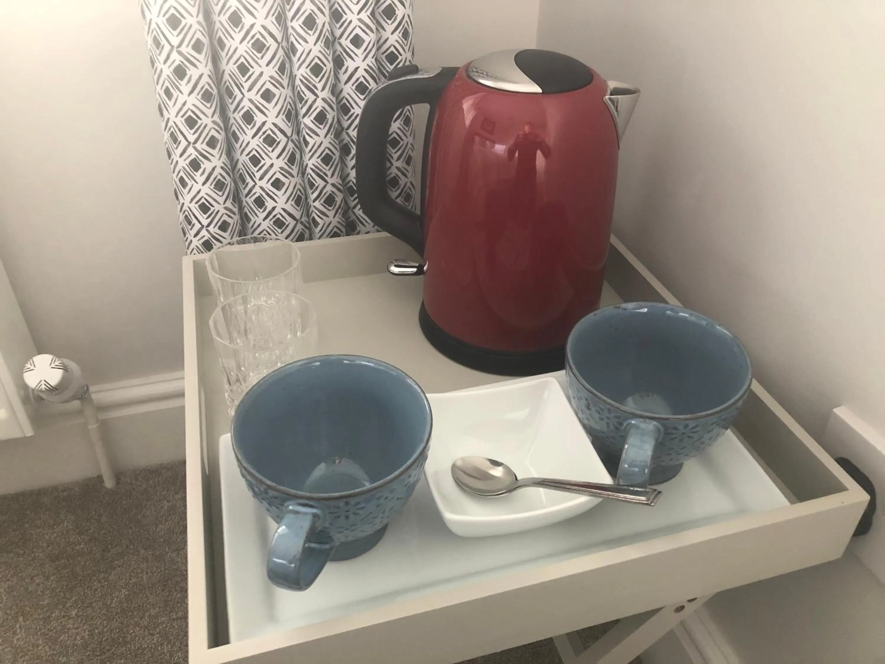 Coffee/tea facilities in South Avenue B&B
