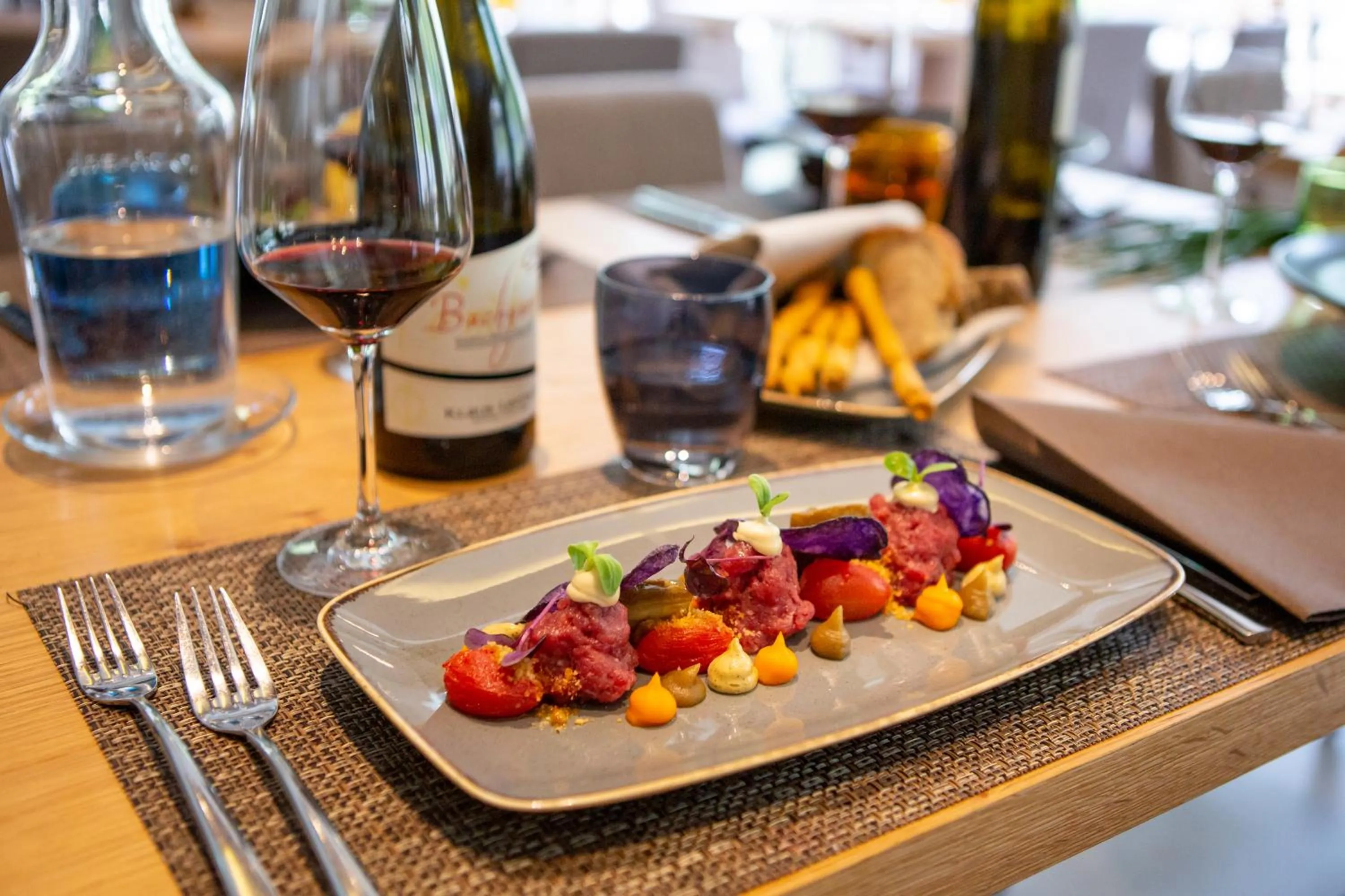 Restaurant/places to eat in Chalet Tovel - Mountain Lake