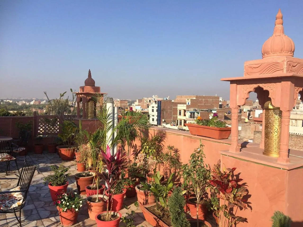 Restaurant/places to eat in Marigold Inn- Homestay