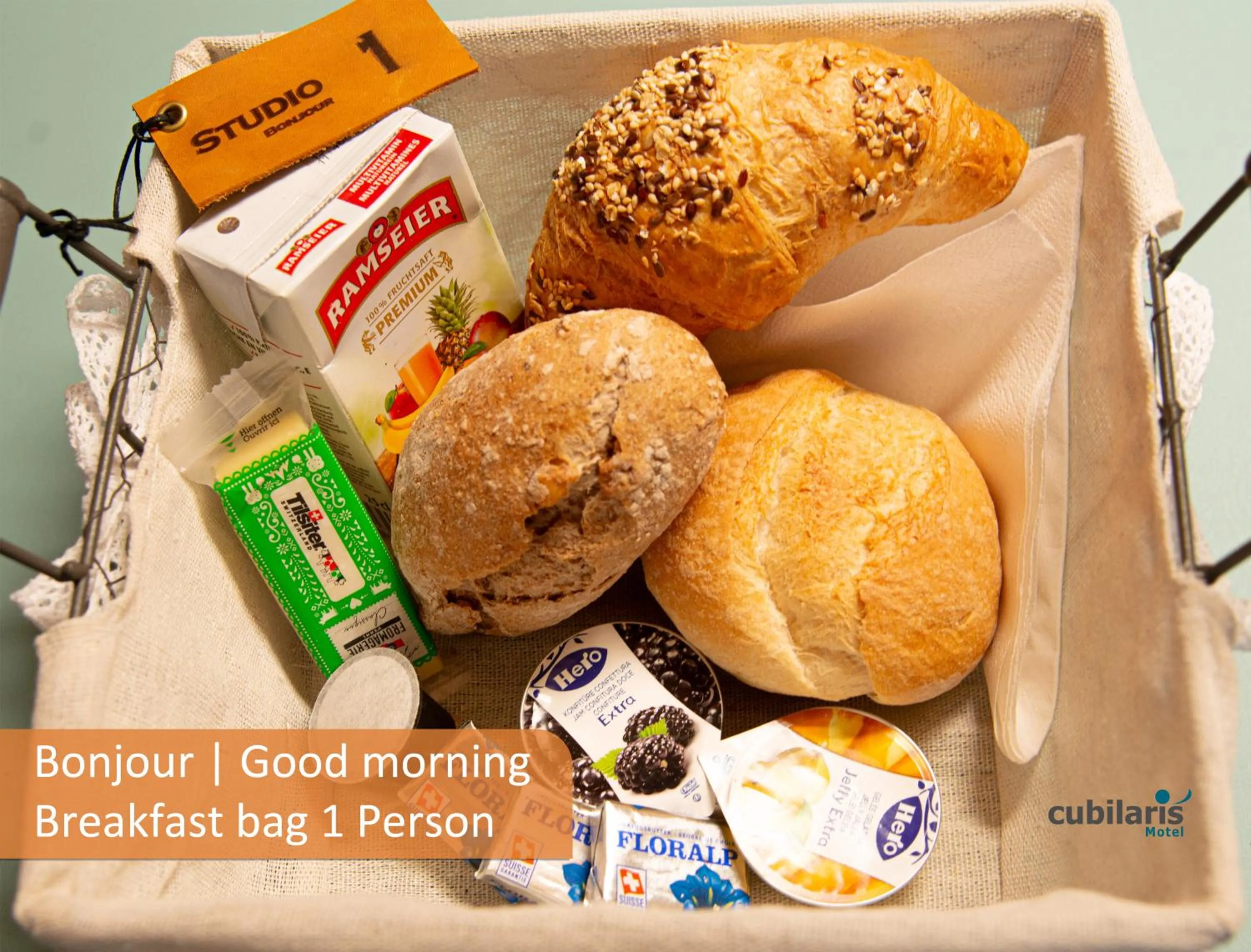 Food and drinks in Cubilaris Motel