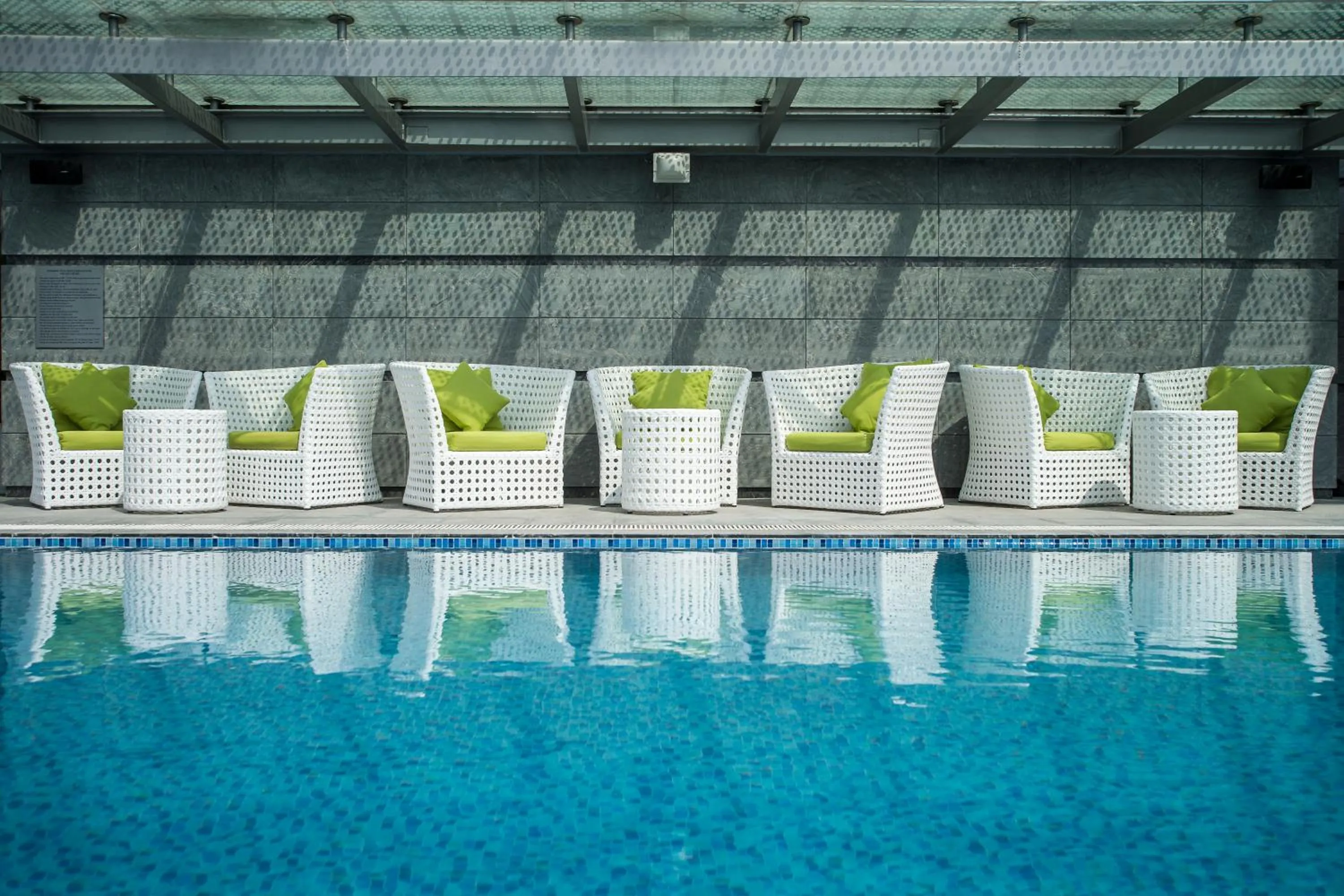 Swimming pool in Pullman Saigon Centre