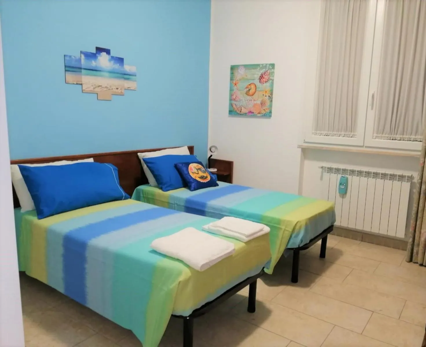 Bedroom, Bed in Da Merion