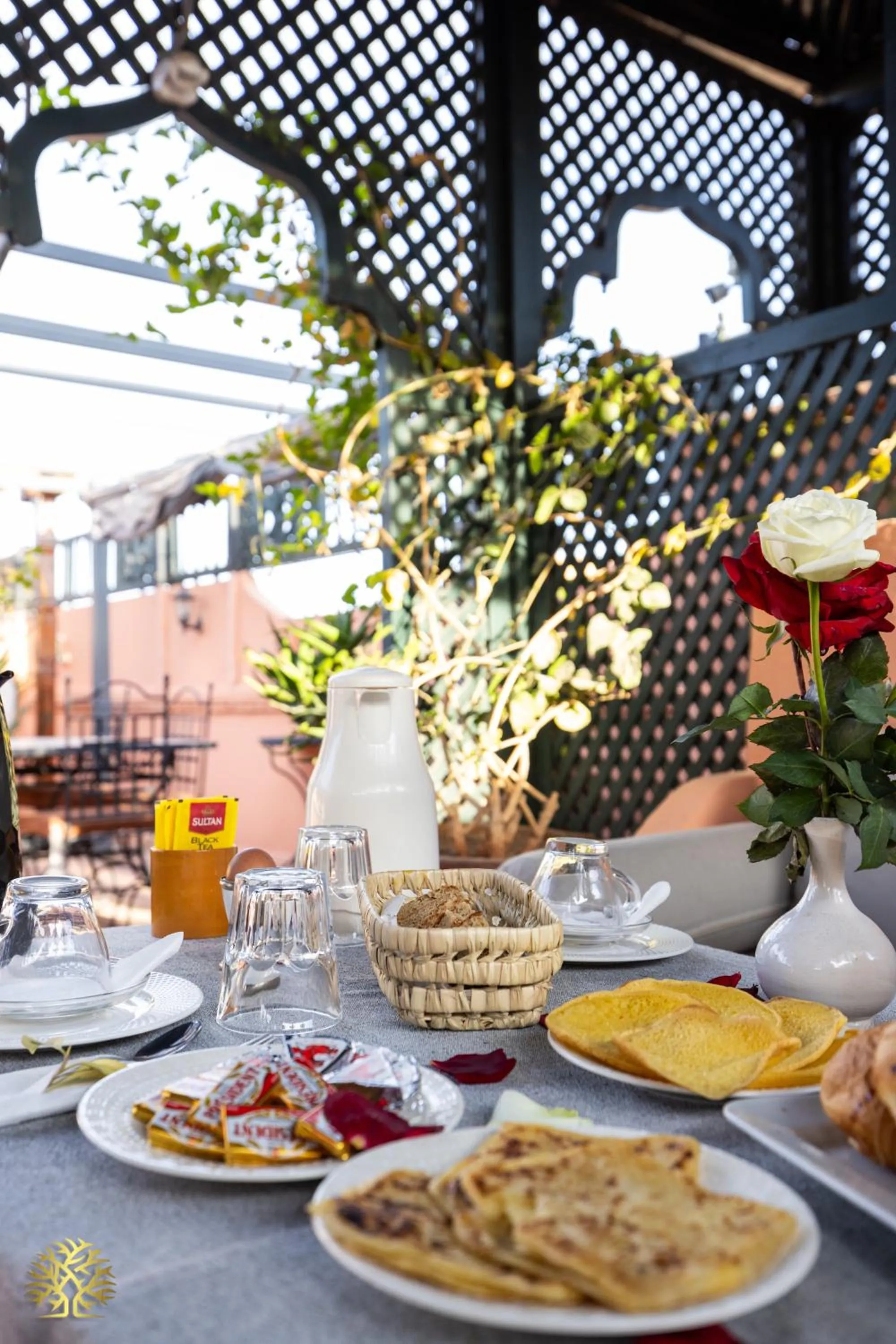 Restaurant/places to eat in Riad Saba