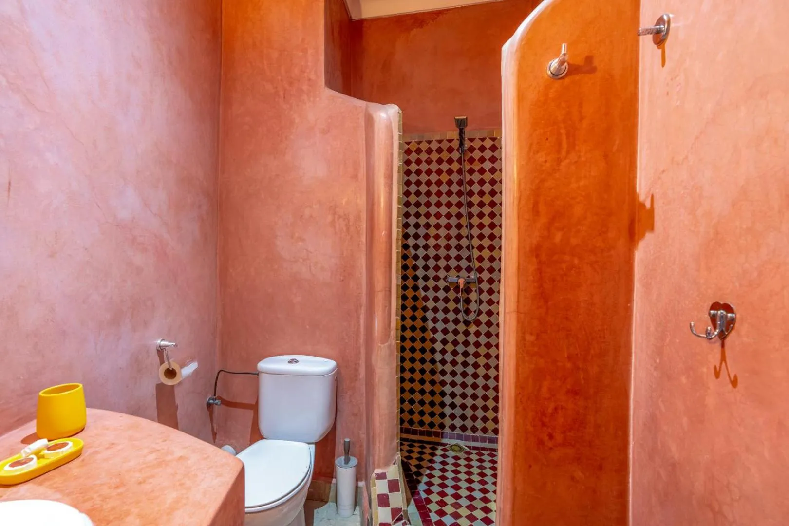 Toilet in Riad Saba