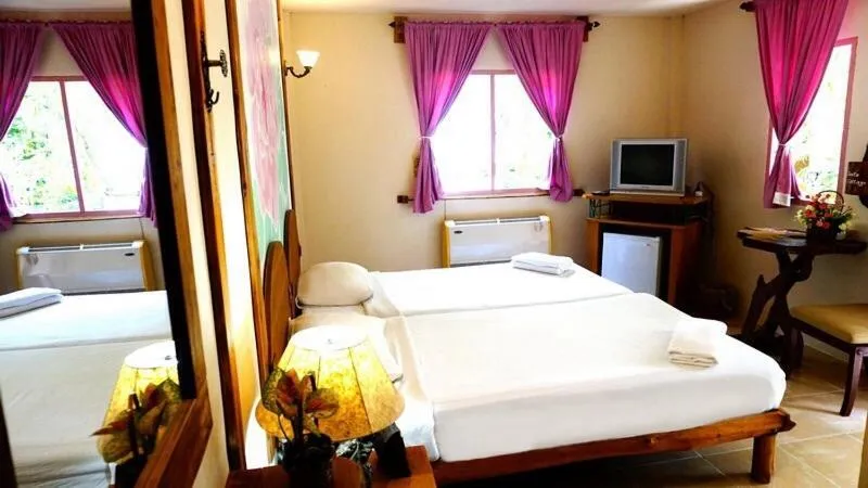 Bedroom, Bed in Sanita Cottage