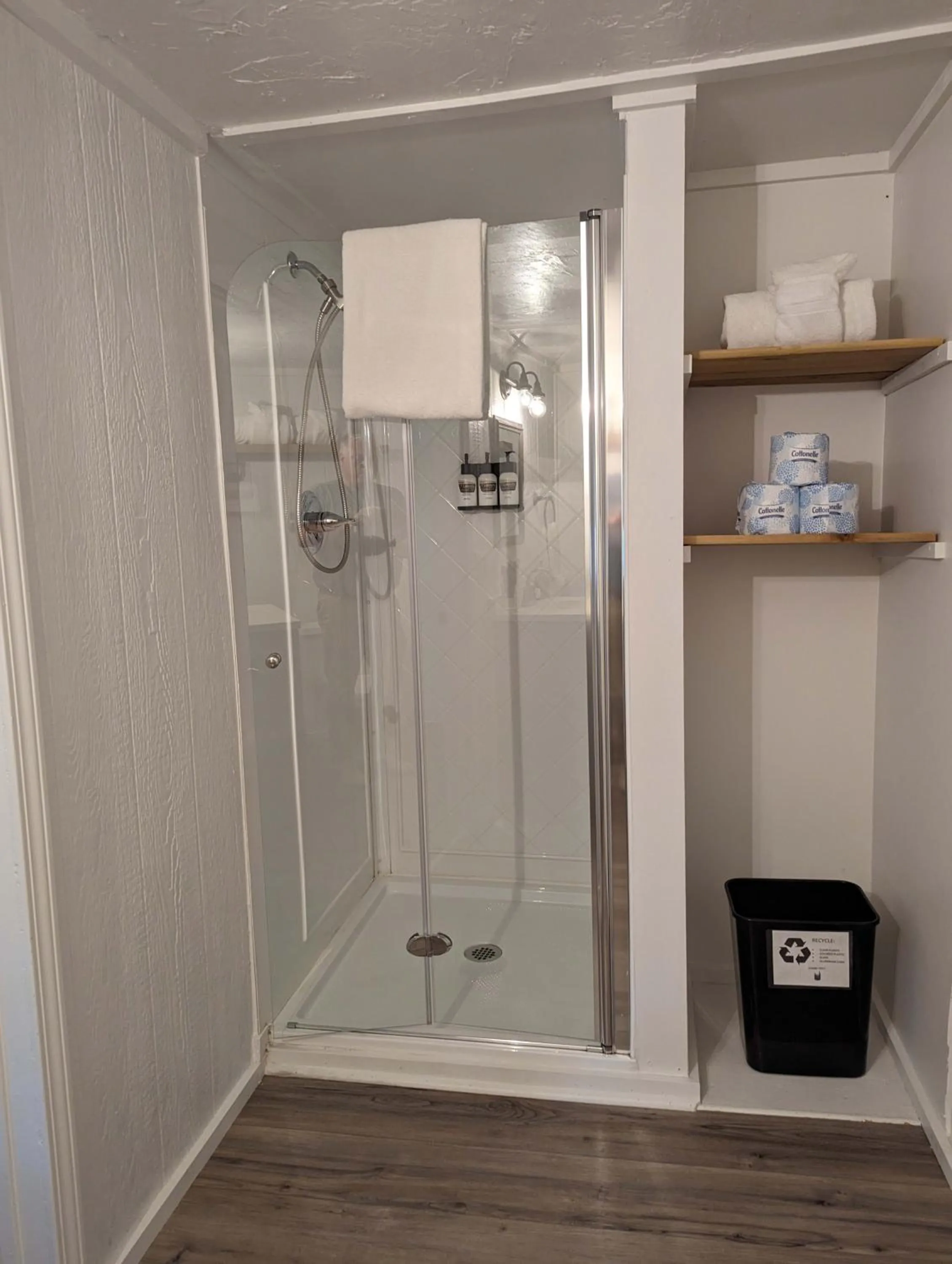 Loblolly Pines Adventure Cabin 2 King