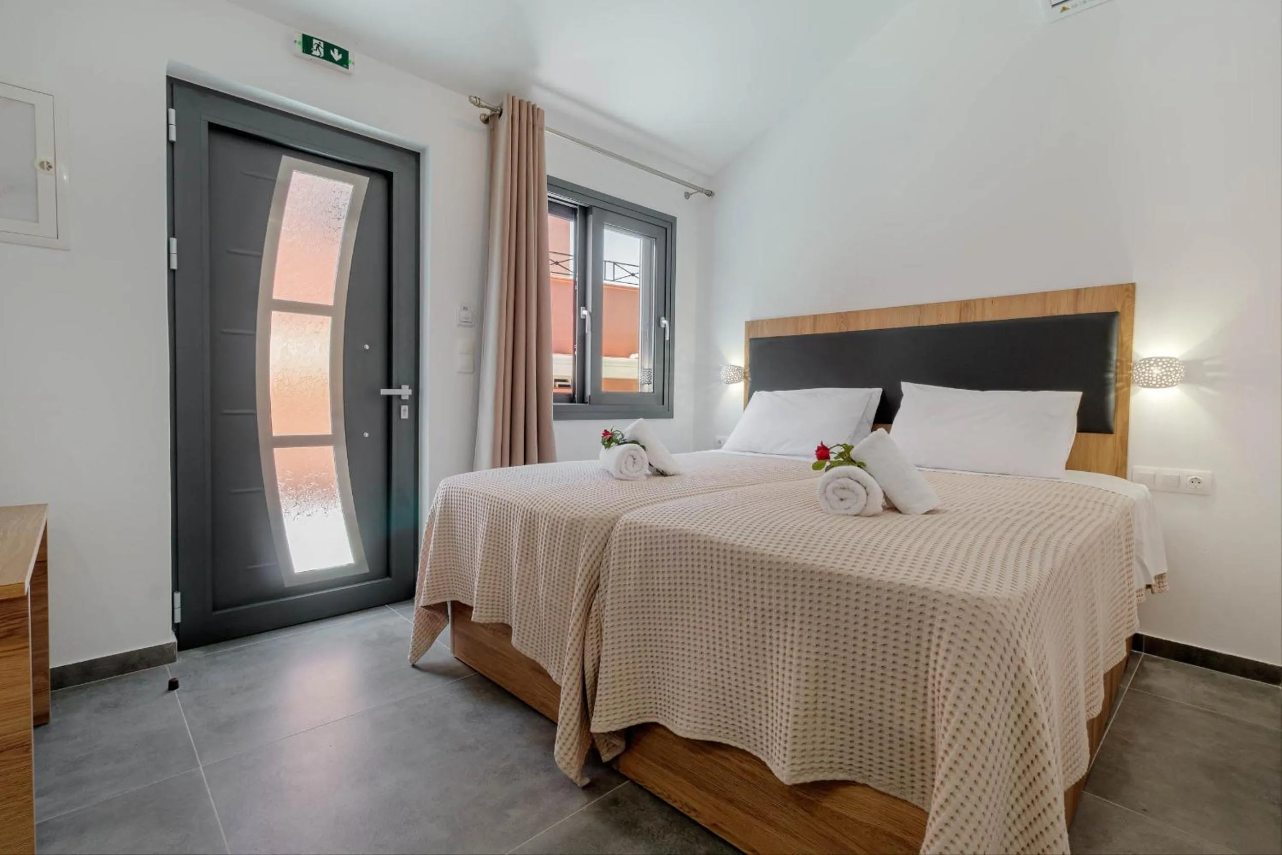 Bedroom, Bed in Ionian Arches