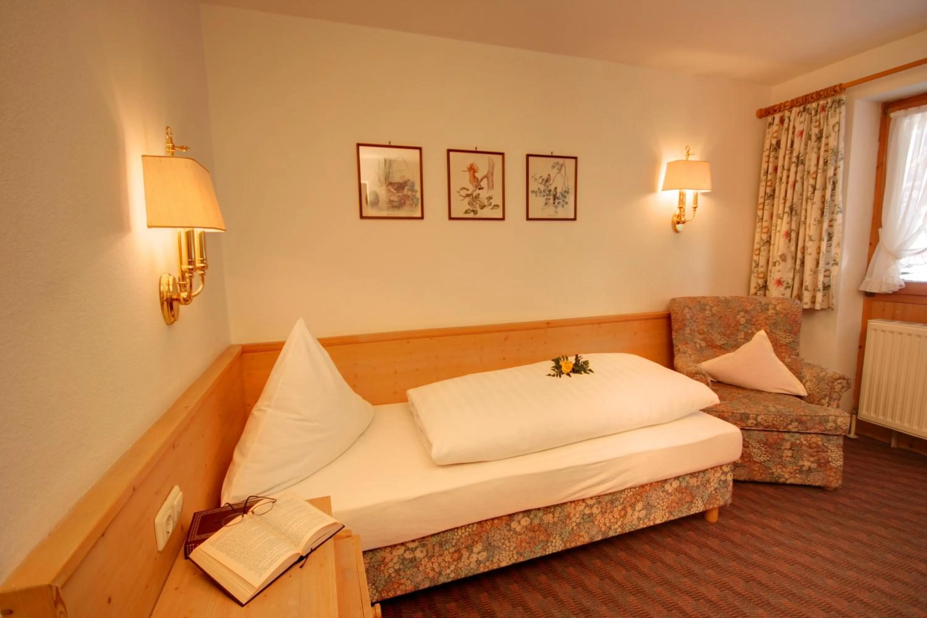 Bed in Hotel Adler Garni