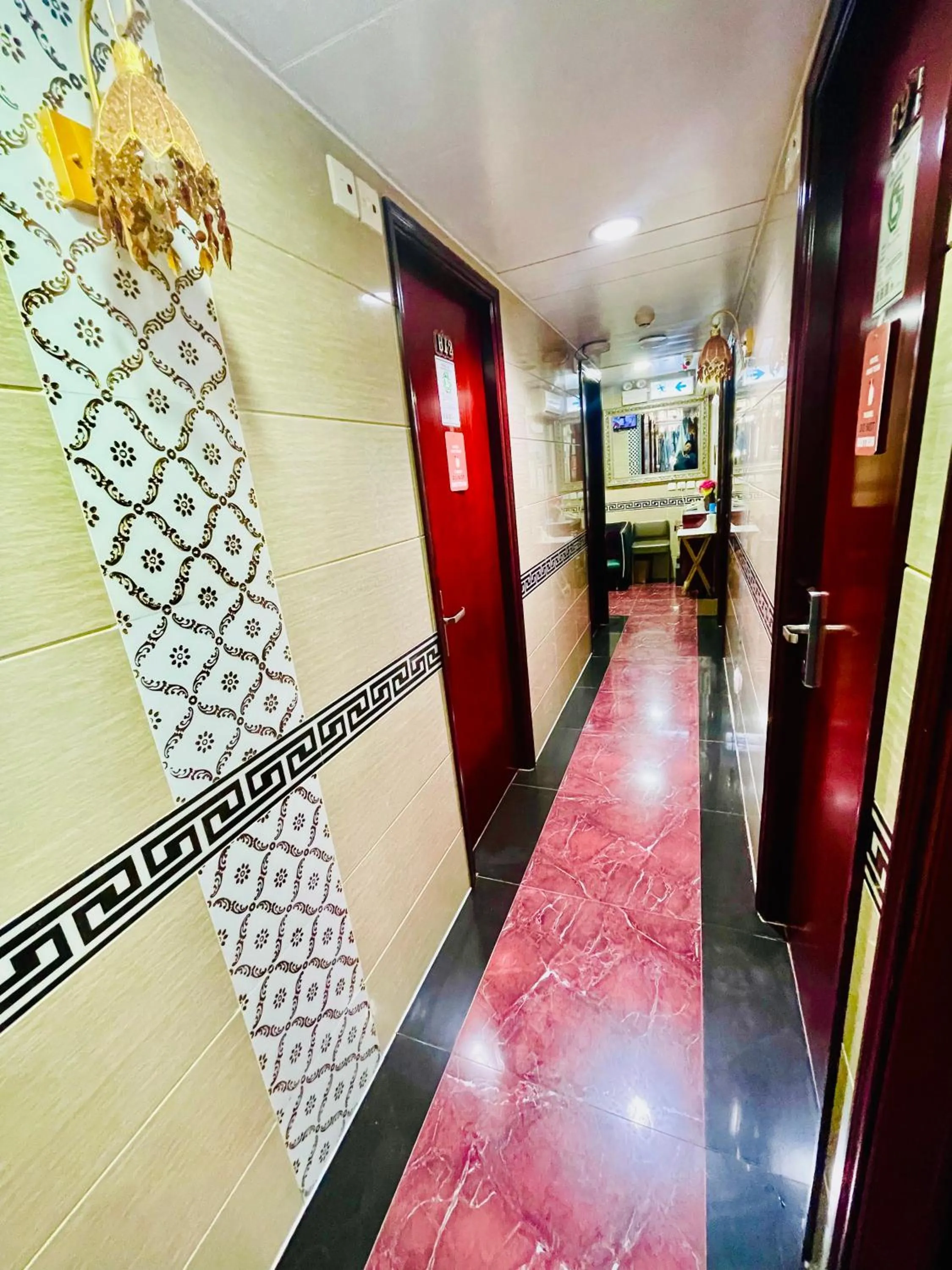 Kyoto Guest House (15/F)