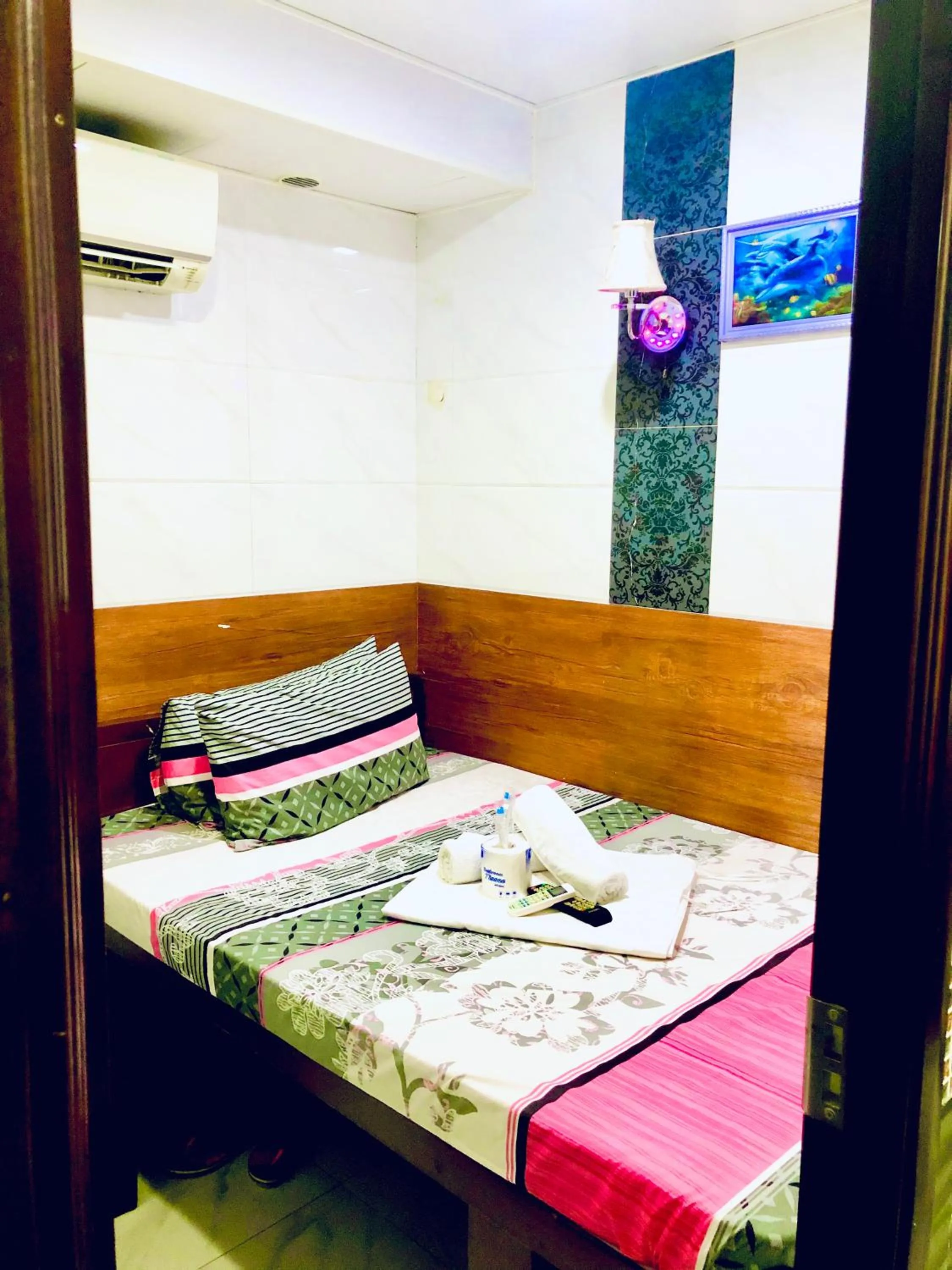 Bed in Kyoto Guest House (15/F)